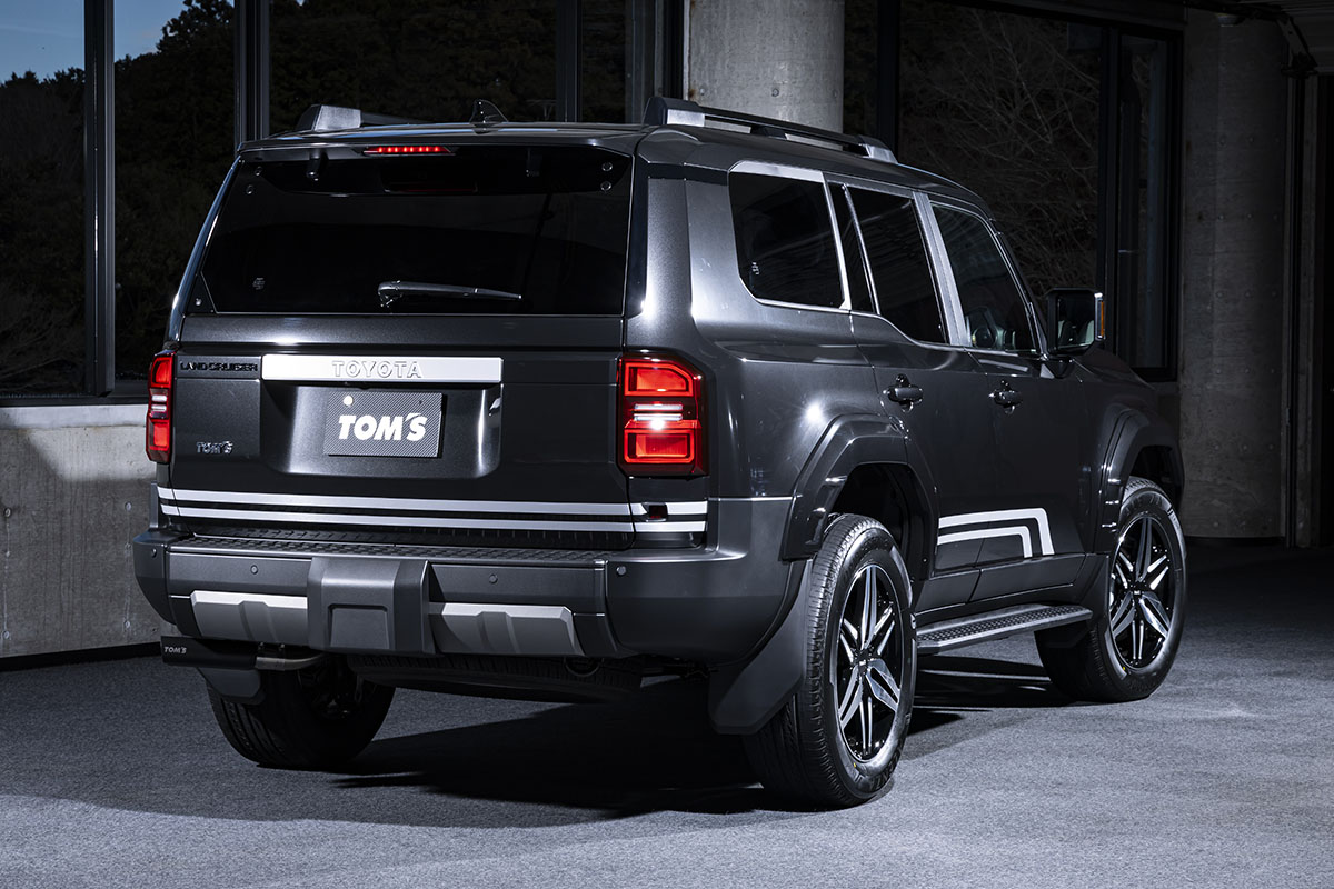 トムス「ランドクルーザー“250”」用エアロ「スタイリングパーツセット」装着イメージ