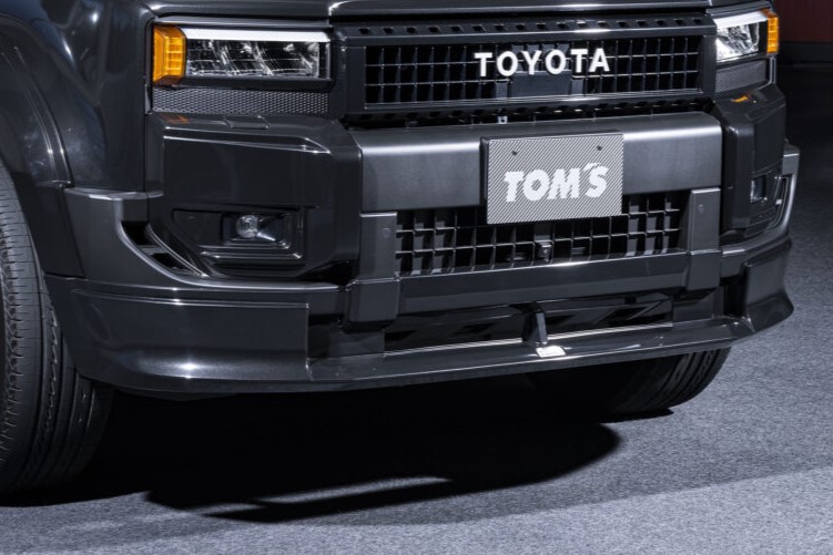 フロントスポイラー