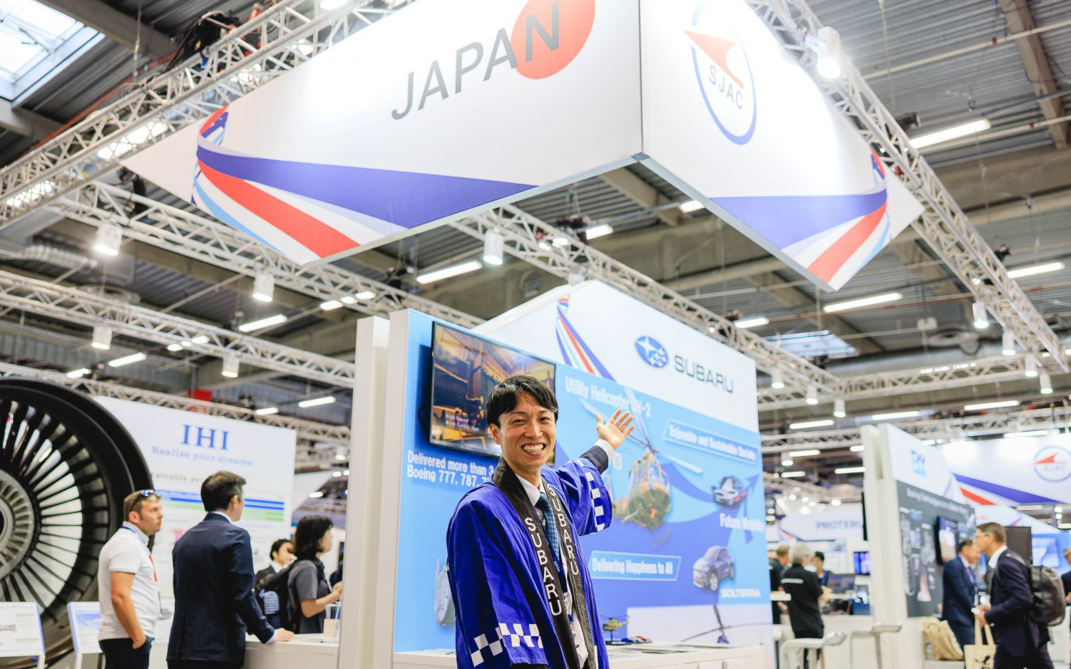 パリ航空ショーには多くの日本企業も参加している。写真は第54回パリ航空ショー開催時のもの