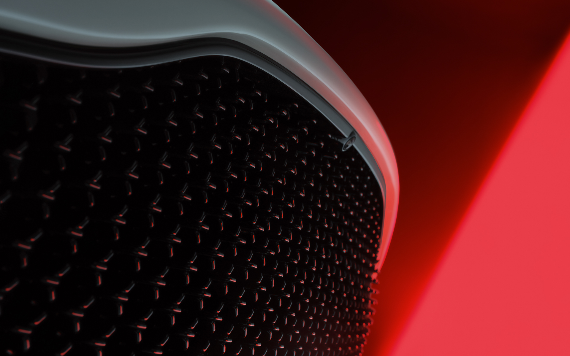 軽量ポリカーボネートのハニカムグリルも設定