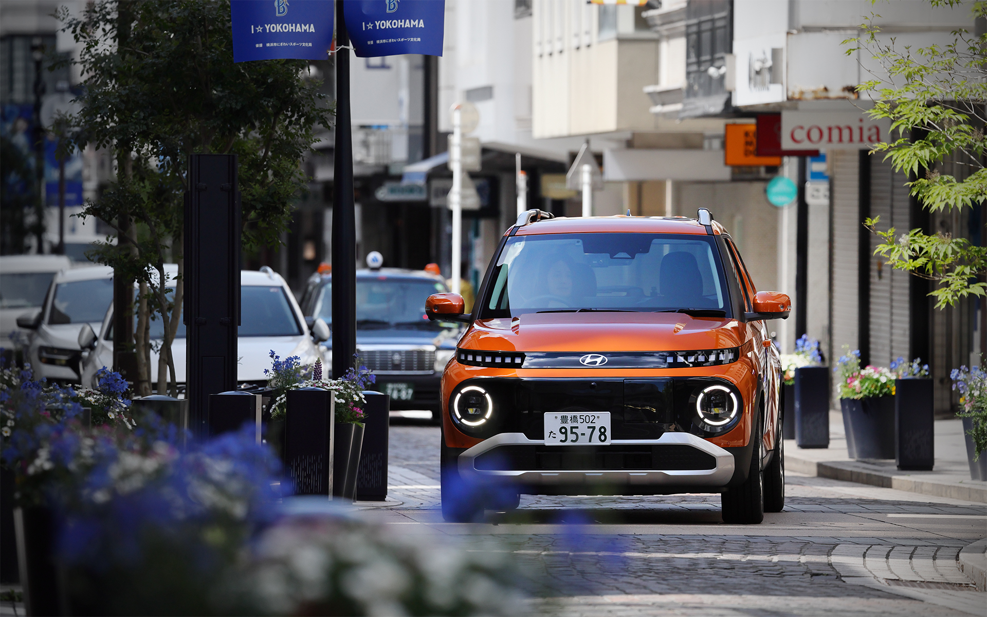 街中を走るインスター