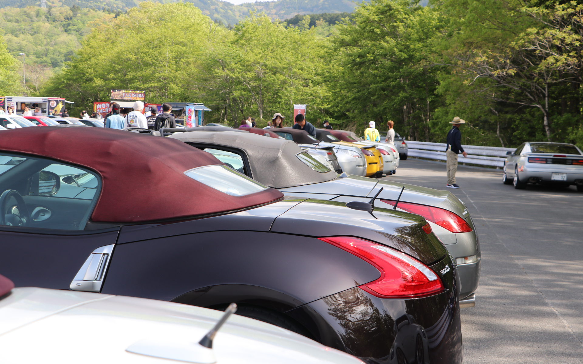 ロードスター（コンバーチブル）