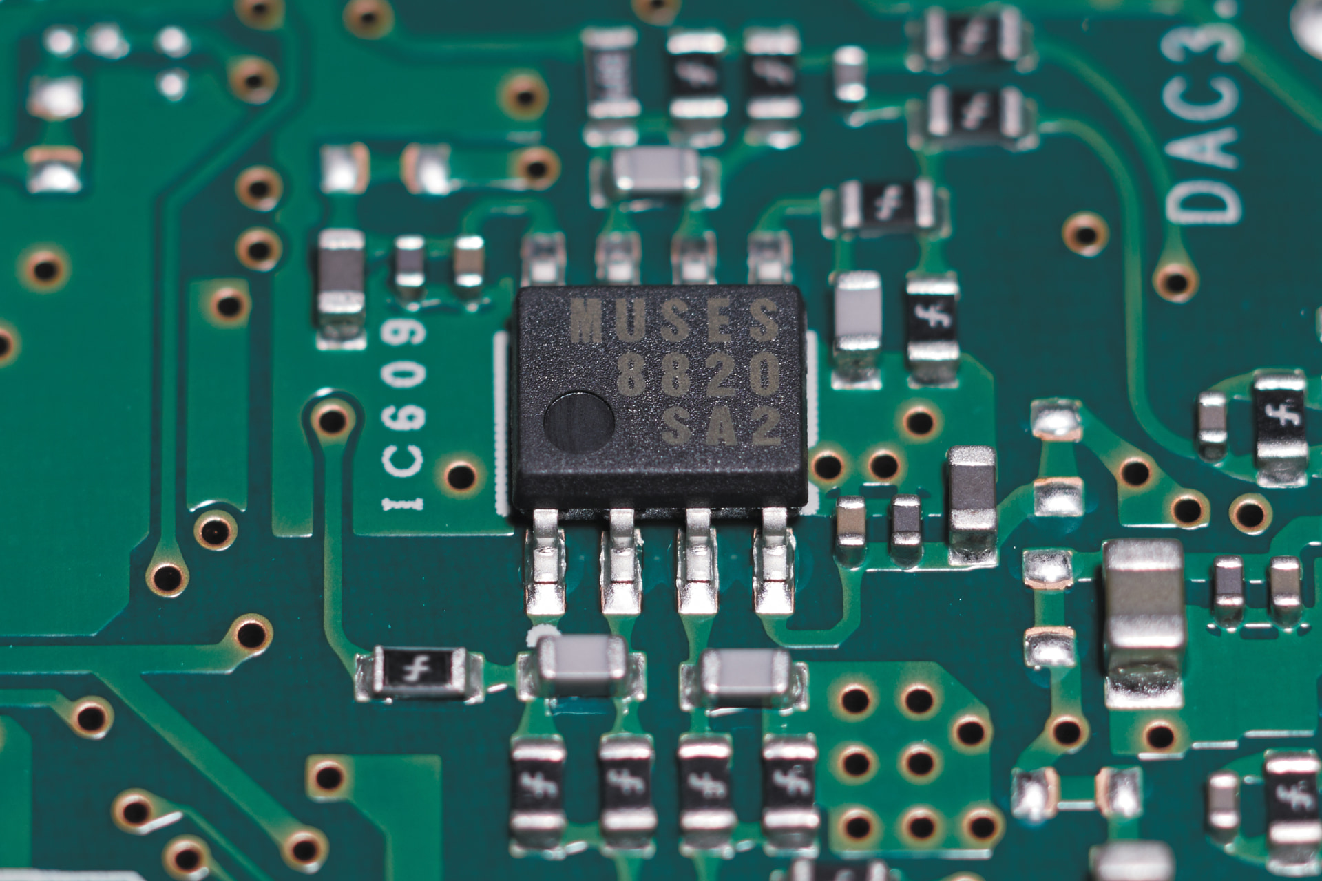 D/Aコンバーターの音質劣化を徹底的に抑える「高音質オペアンプ」