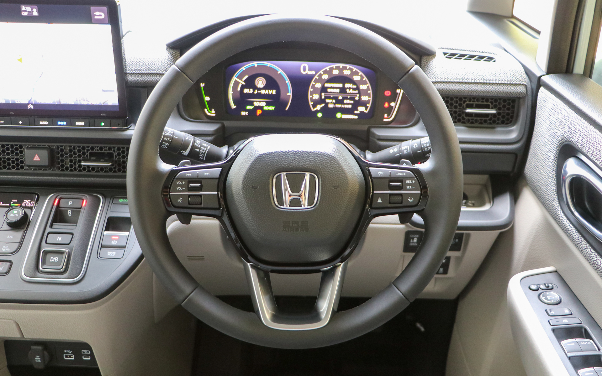 本革巻きステアリングホイール