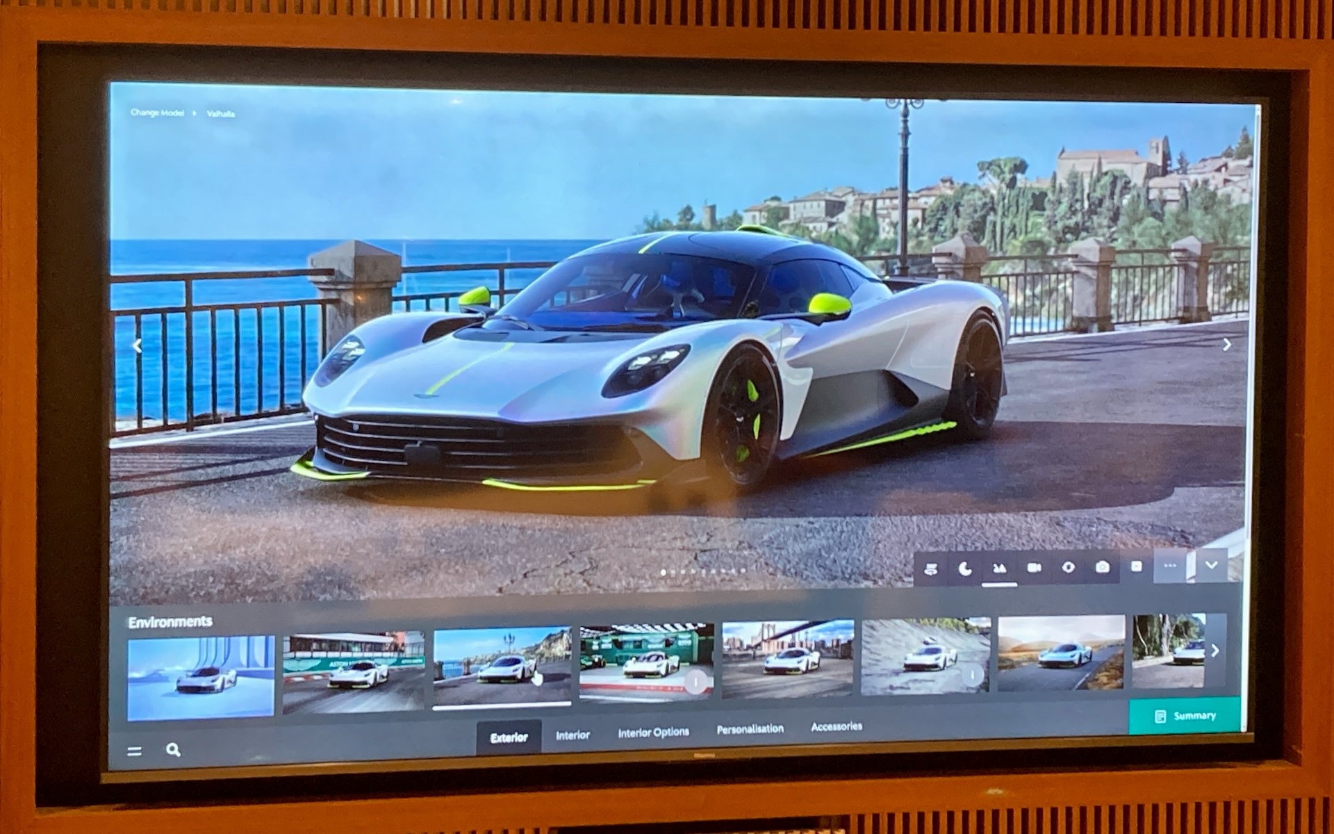 完成した車両をさまざまなシチュエーションに配置できる