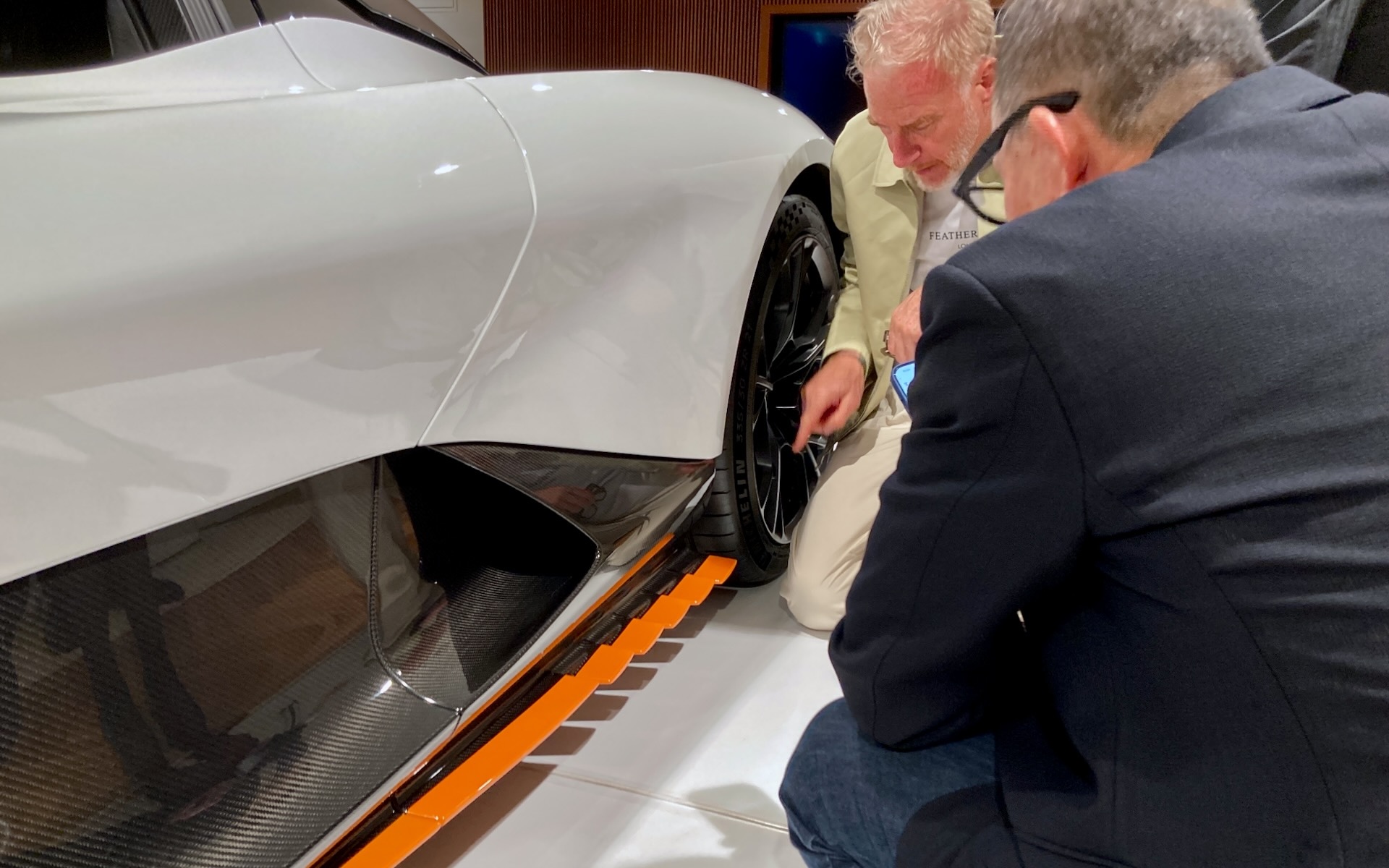 ライヒマンさんからアドバイスをもらいつつ自分だけの1台に仕上げていくのは楽しい時間