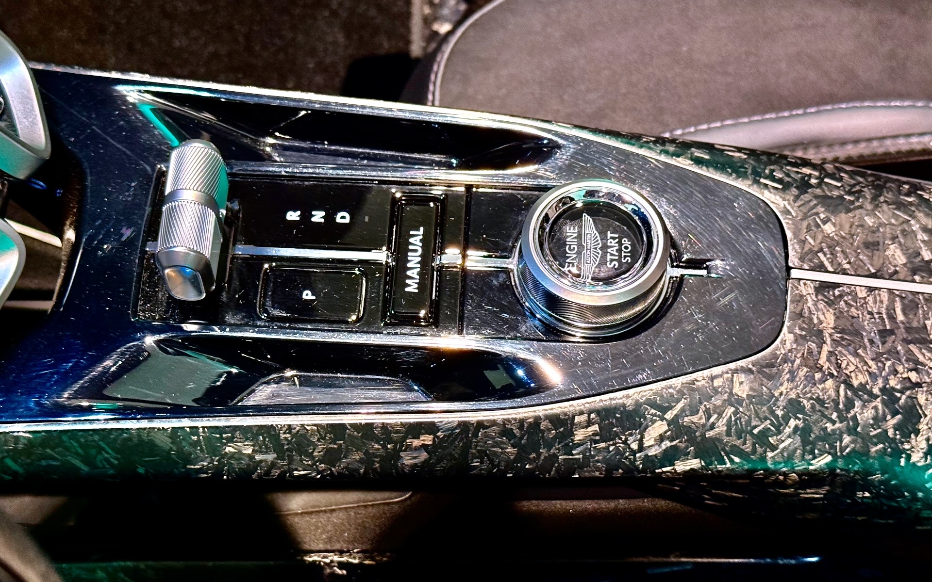 「ヴァルハラ」最終プロトタイプのコクピット