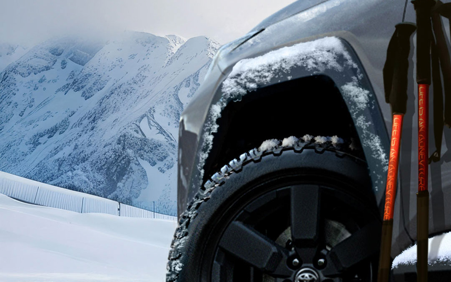 新型「RAV4」のティザー写真