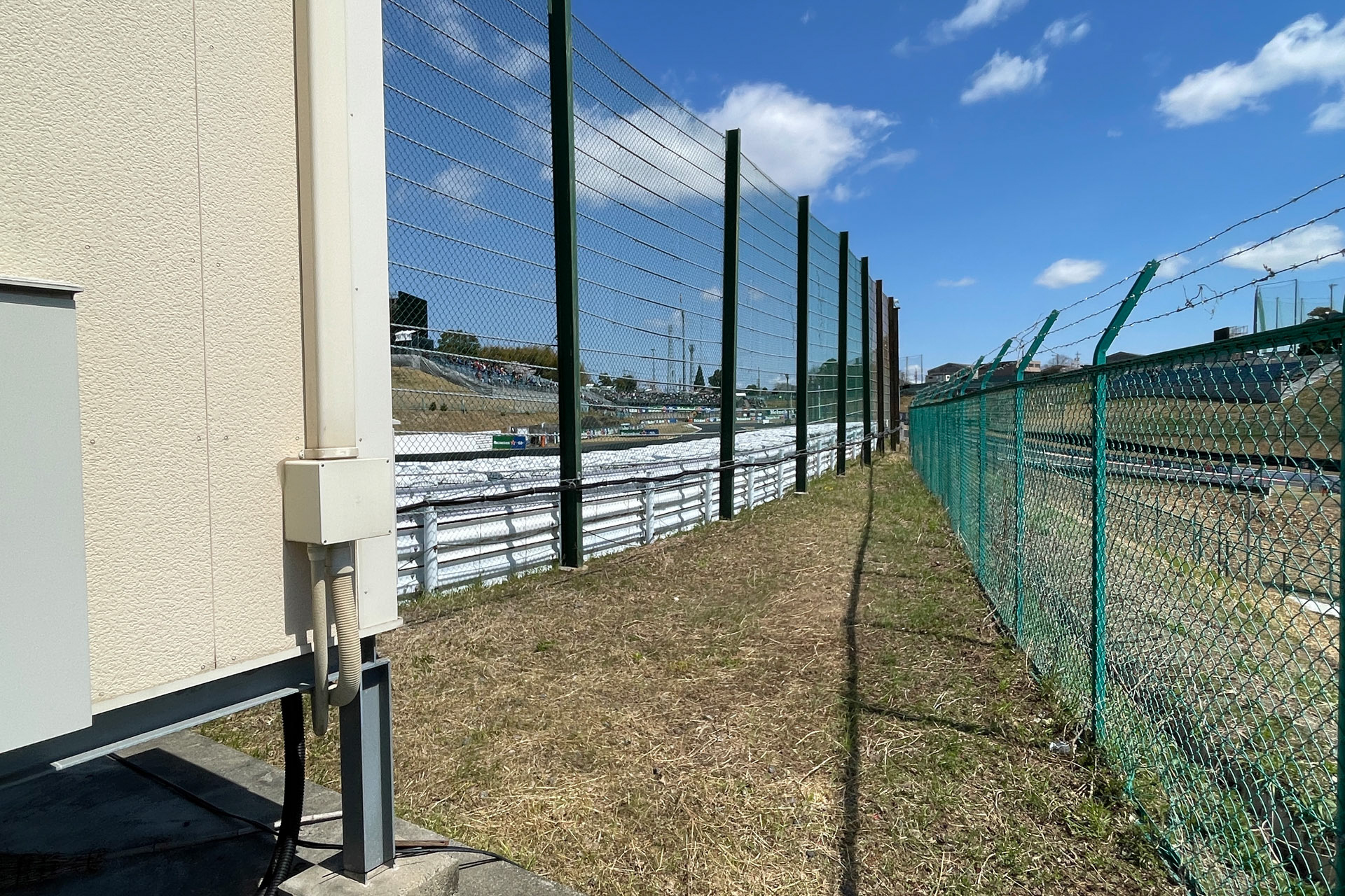 二輪シケインの反対側のポスト。たどり着くのは初めて。