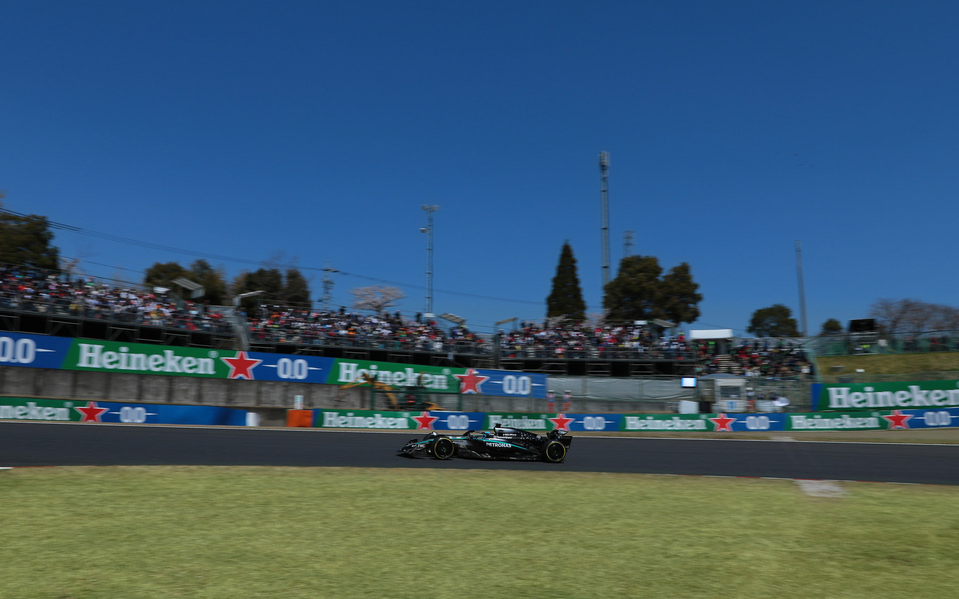 焦点距離18mm、シャッター速度1/100秒で撮影