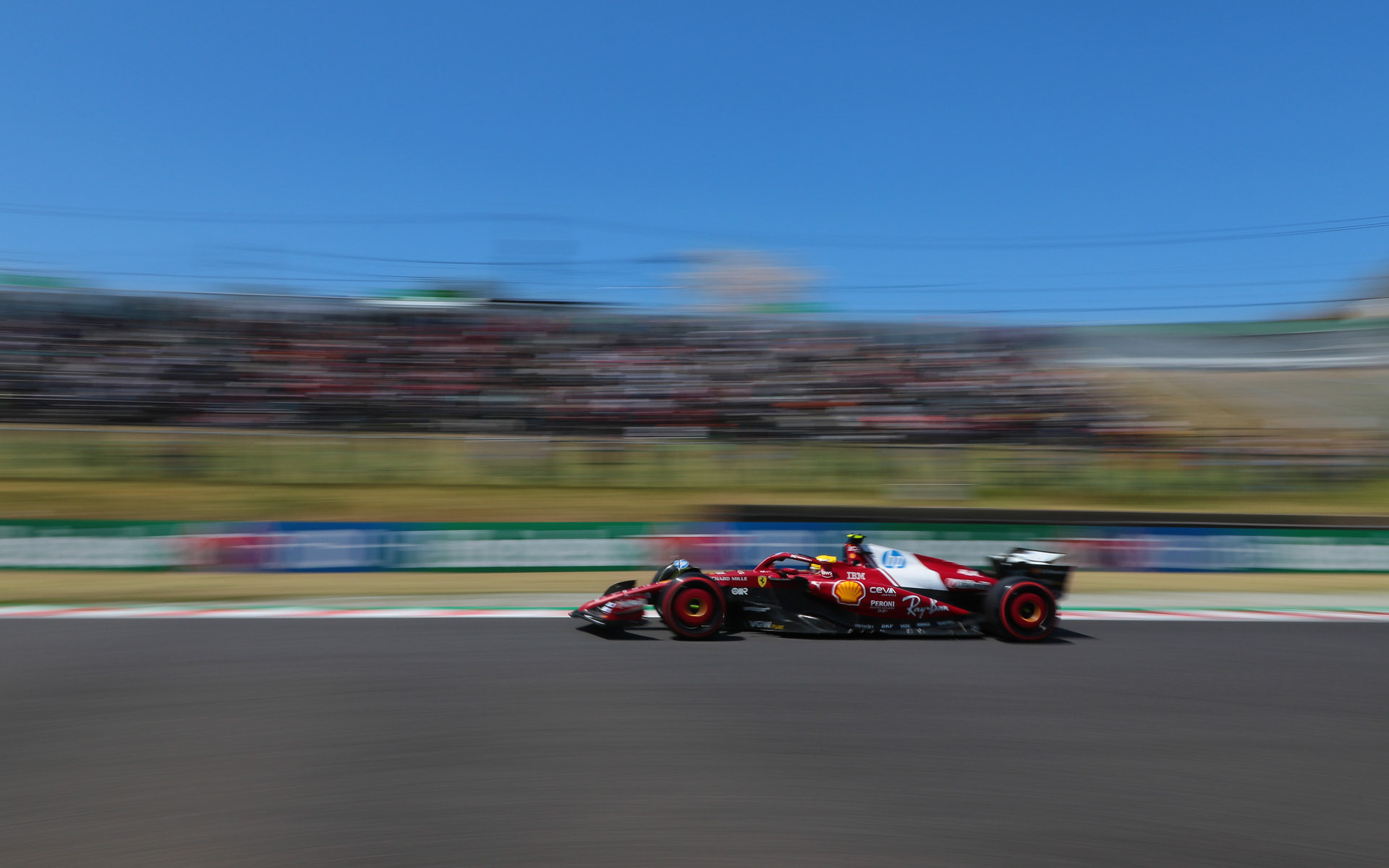 焦点距離16mm、シャッター速度1/30秒で撮影