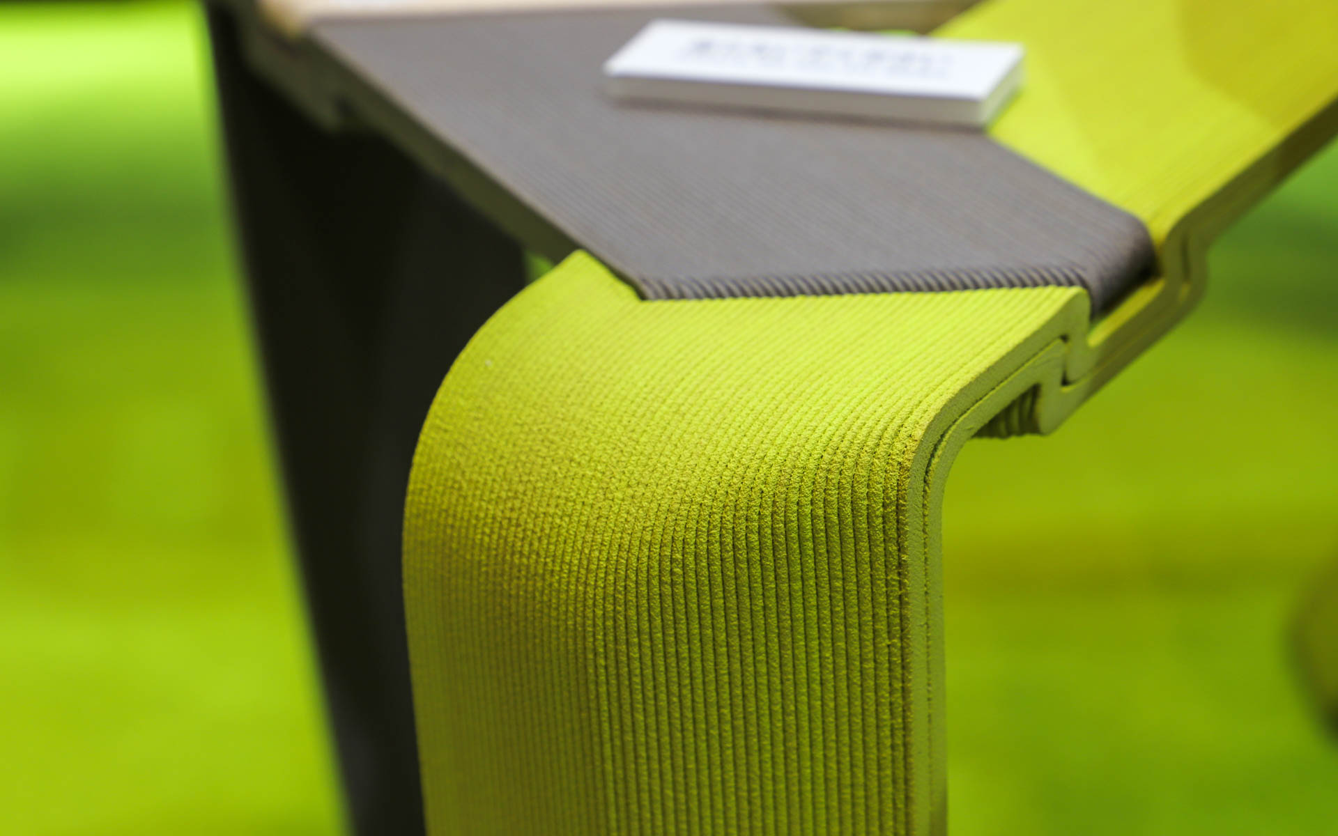 3Dプリンタで出力した家具も一緒に展示