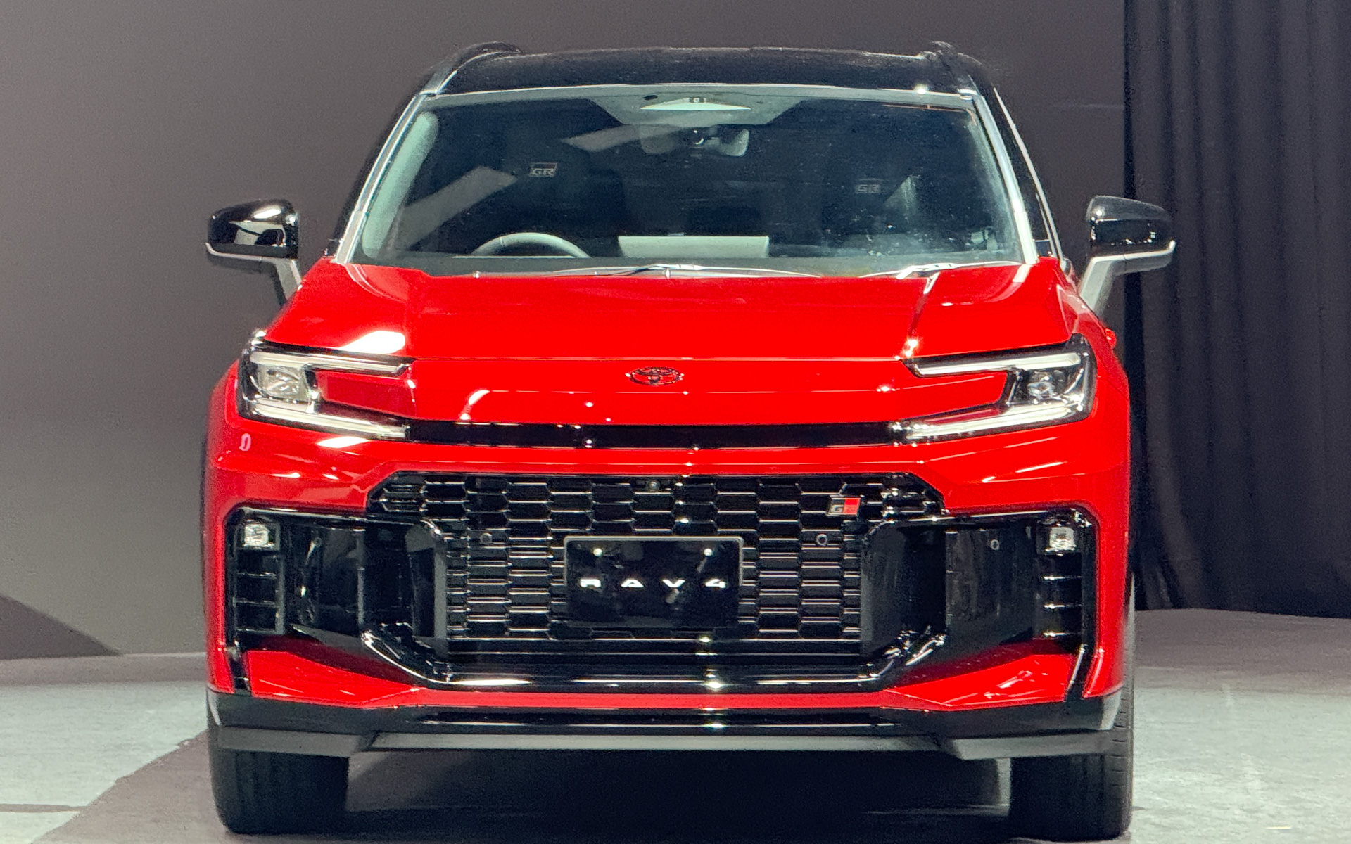 RAV4 GR SPORT（プロトタイプ）