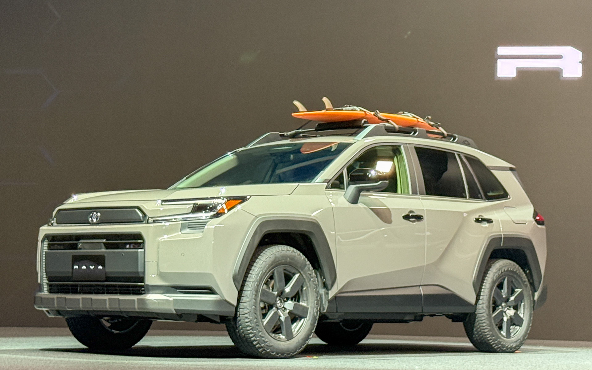 RAV4 ADVENTURE（プロトタイプ）