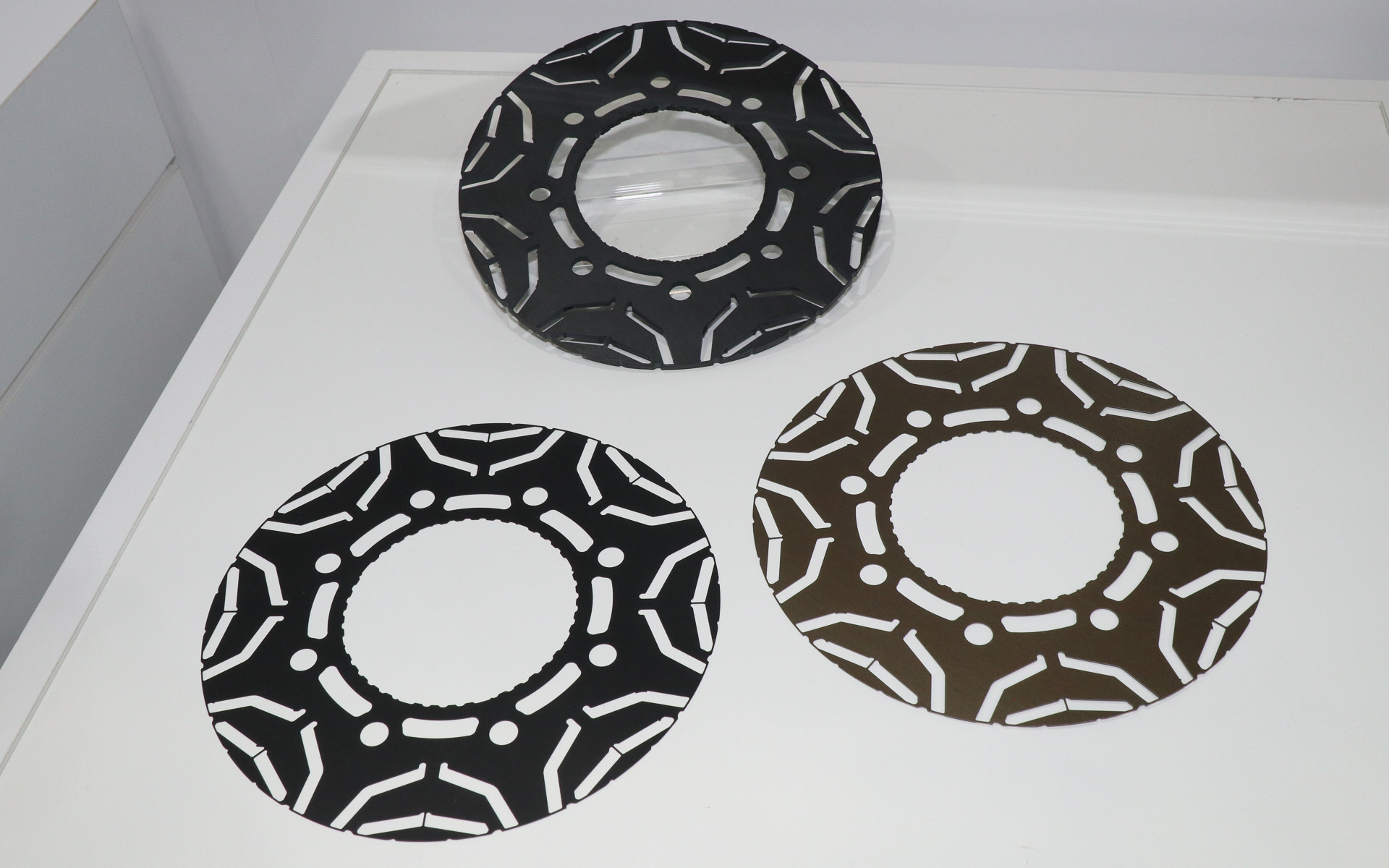 ローター側に使用されるプレート