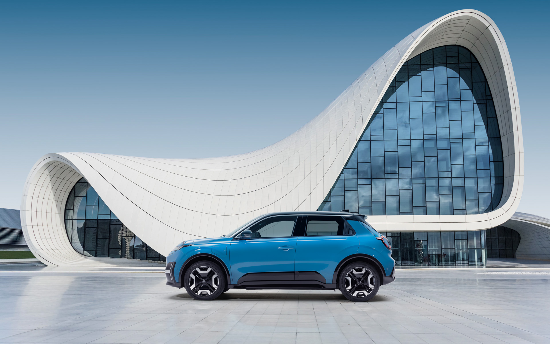 欧州で発表された新型「マイクラ」