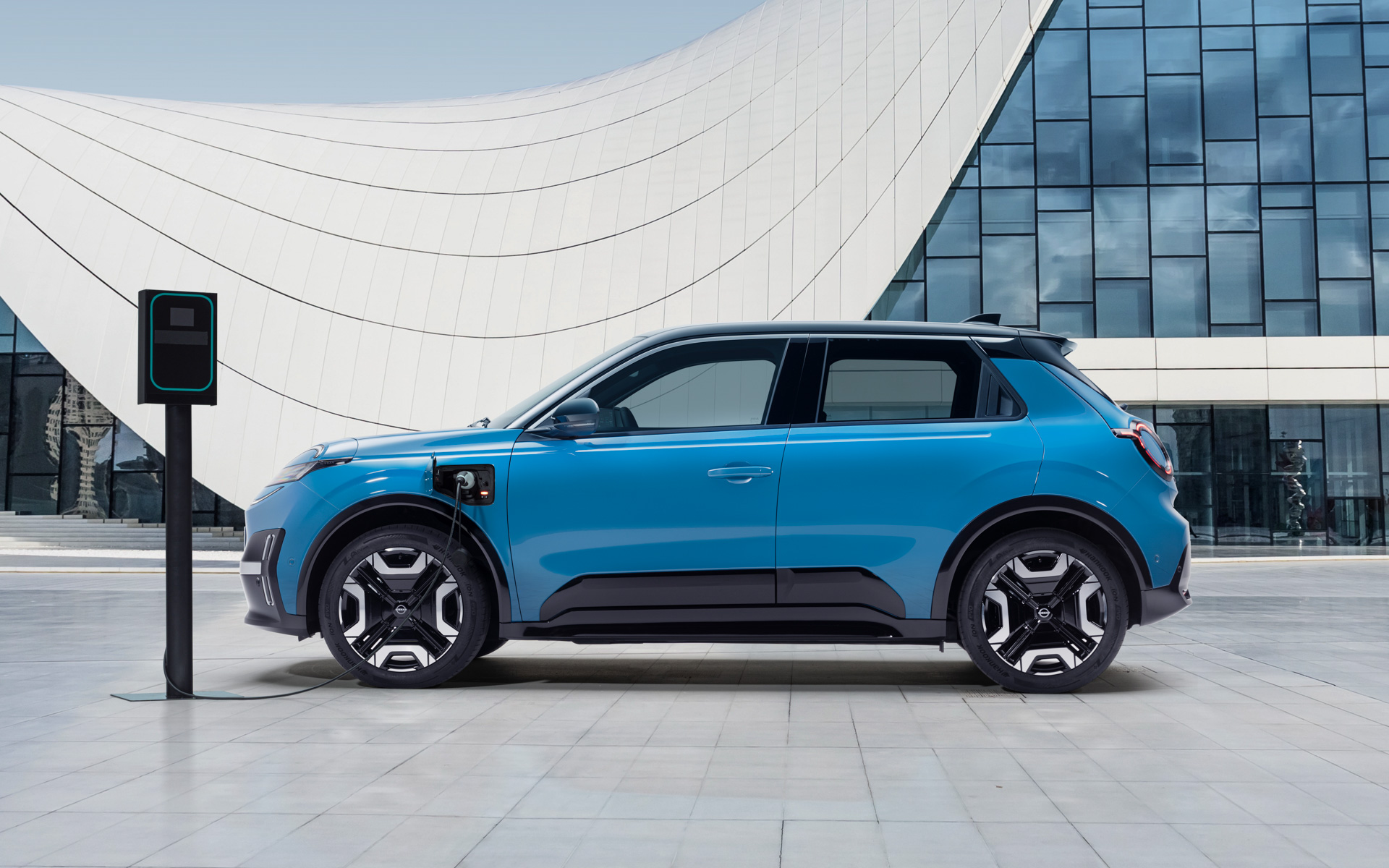 欧州で発表された新型「マイクラ」