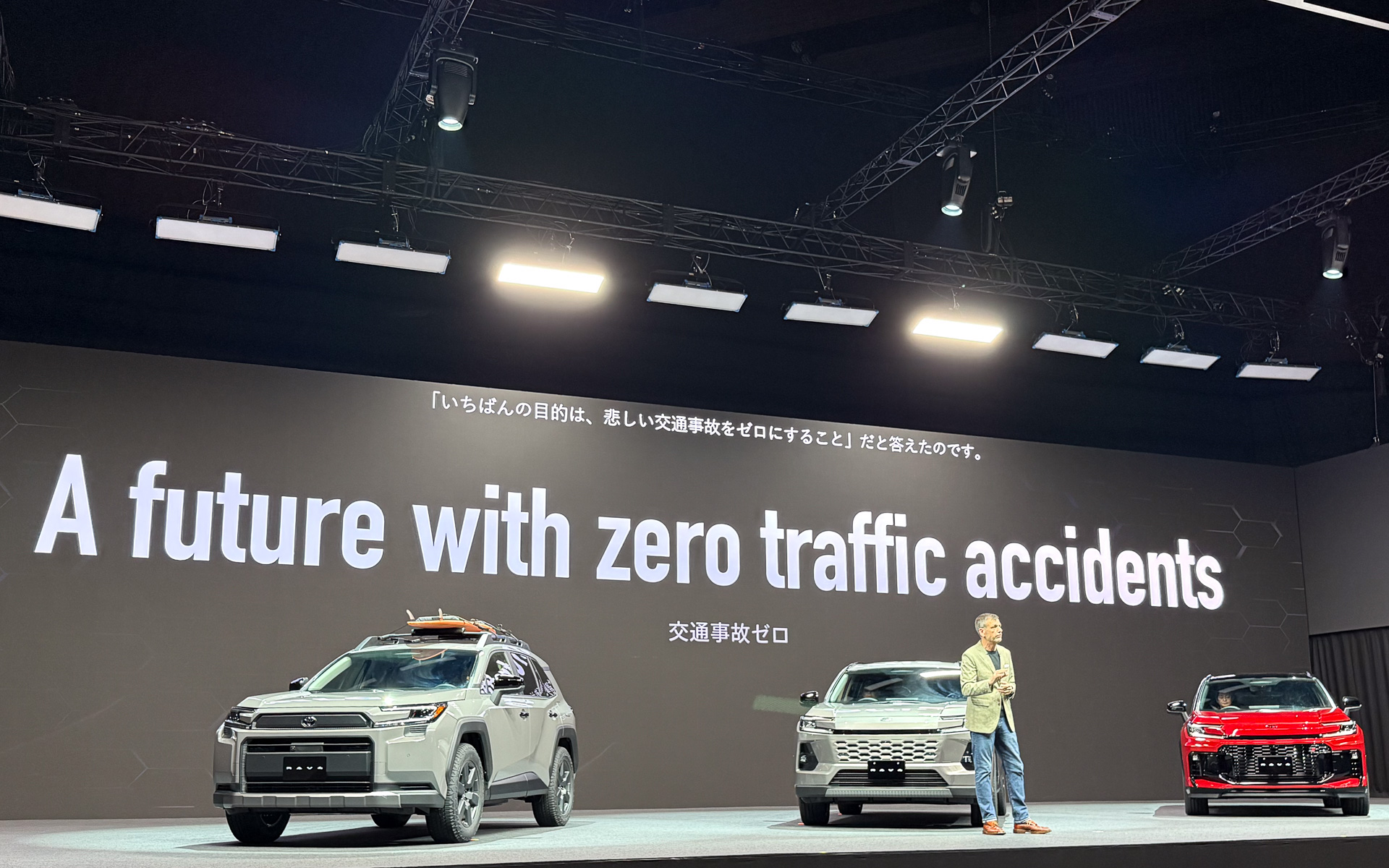 SDVの価値、豊田章男会長は「いちばんの目的は、悲しい交通事故をゼロにすること」と答えた