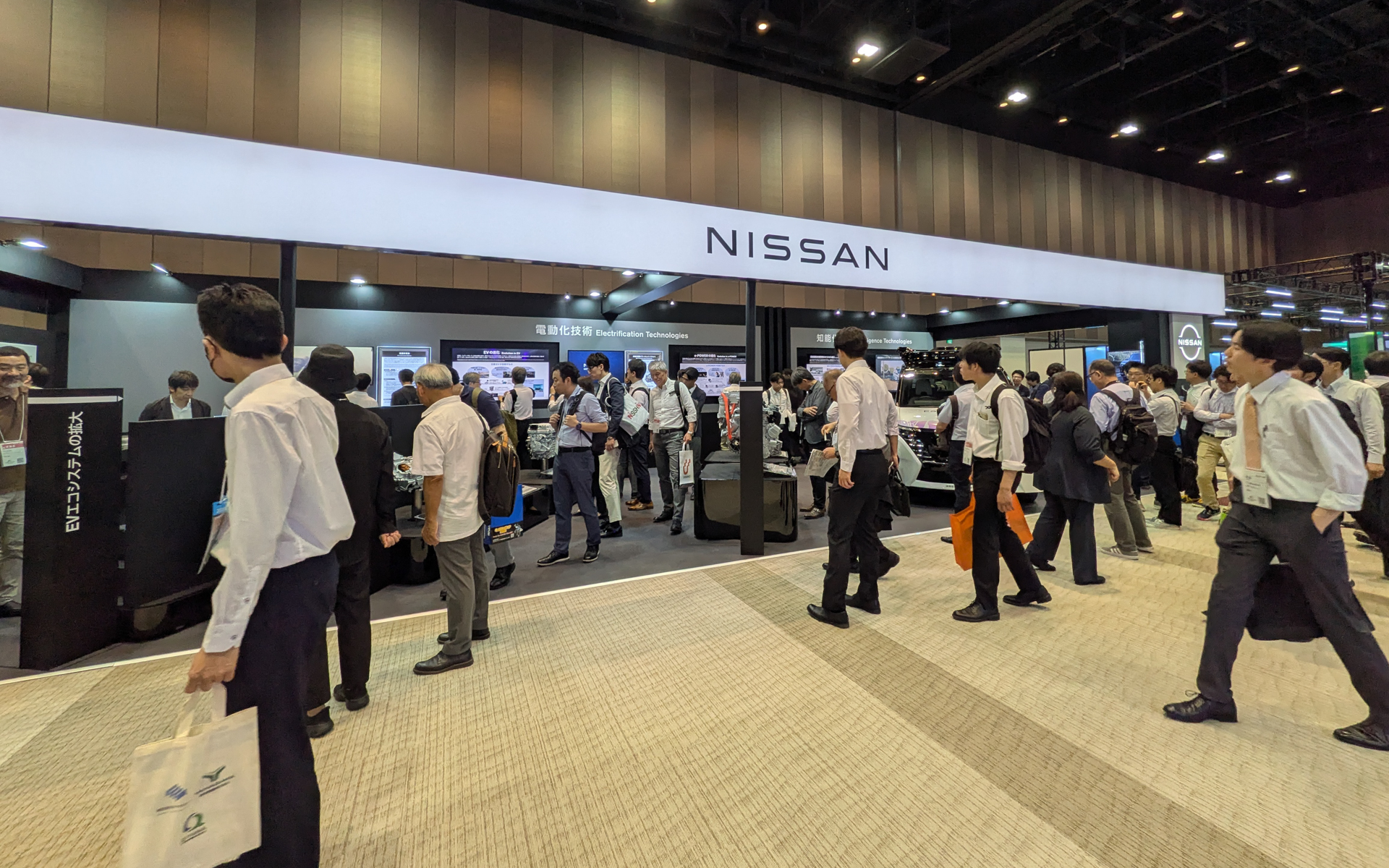 日産ブースはノース館（N01）