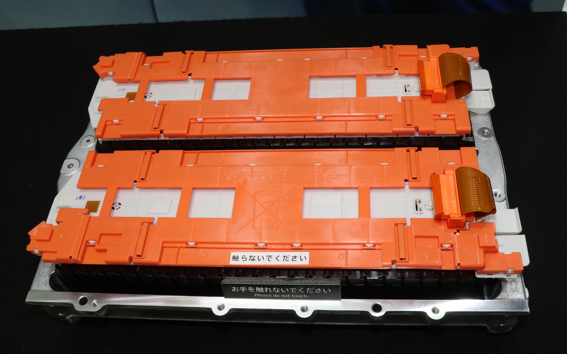 インドの工場でも安定した品質のバッテリパックを生産できるよう、設計の段階から工夫を凝らしているという