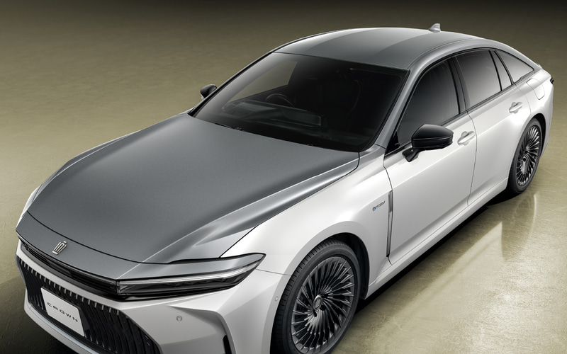 トヨタ、「クラウンセダン」に特別仕様車「Z