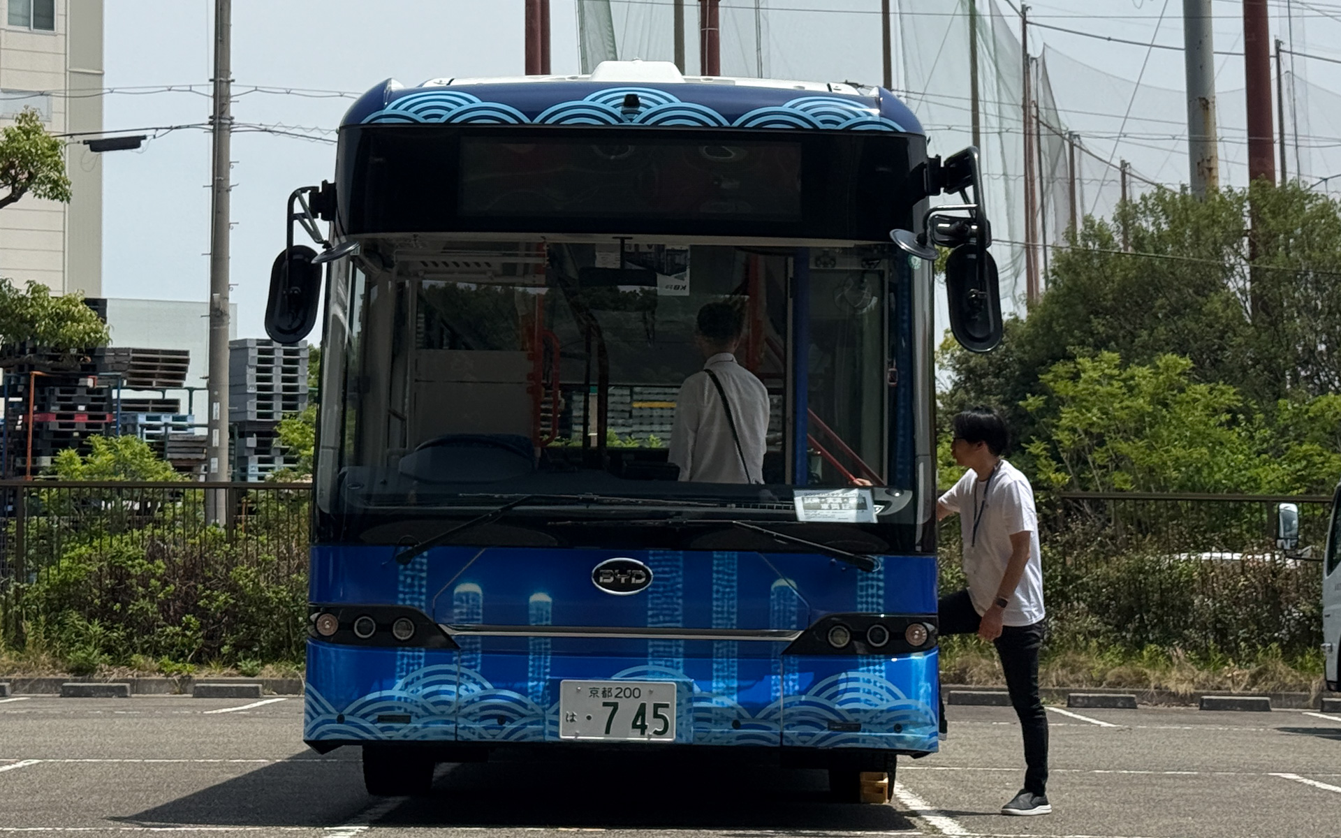 BYDの大型EVバス「K8」