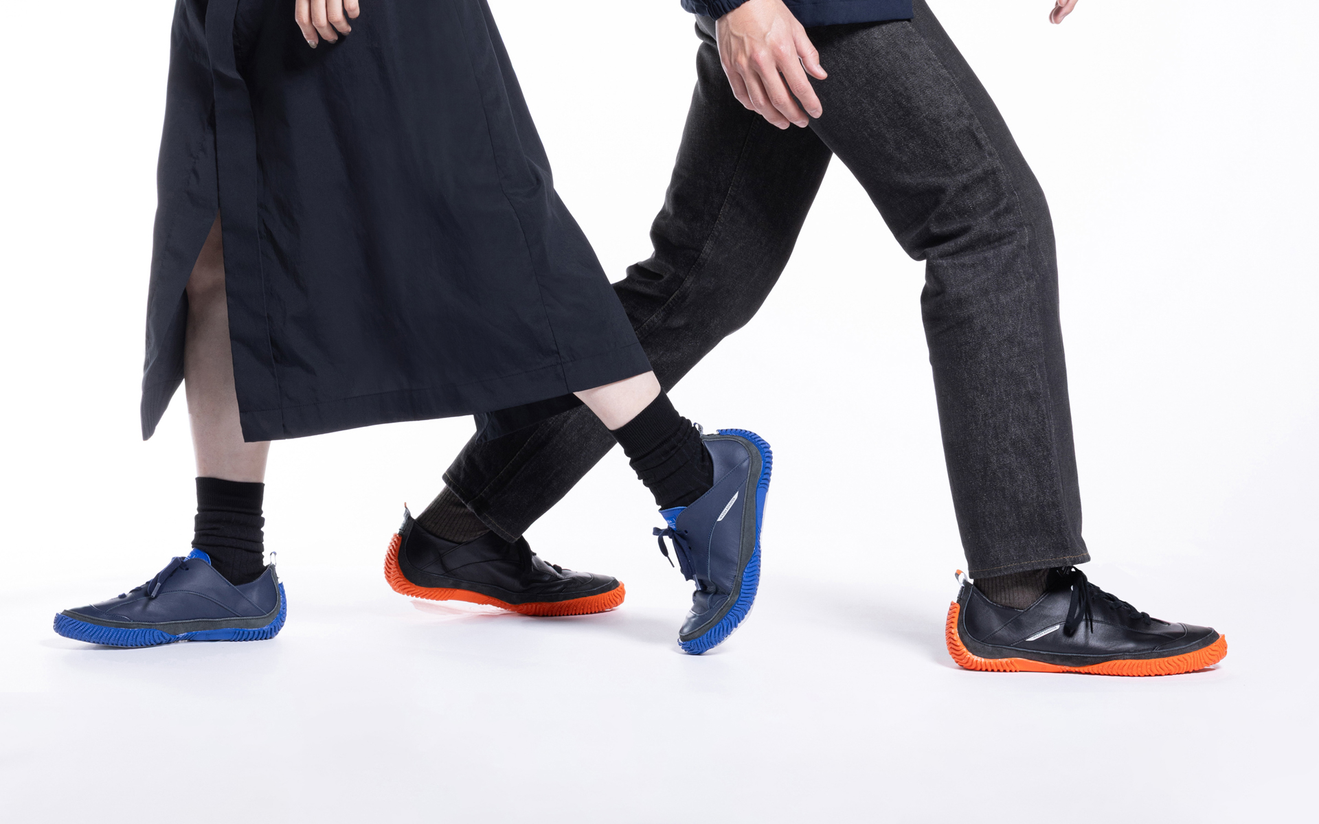 サイズ設定は22.5cm（XS）～28.5cm（XL）の7サイズ