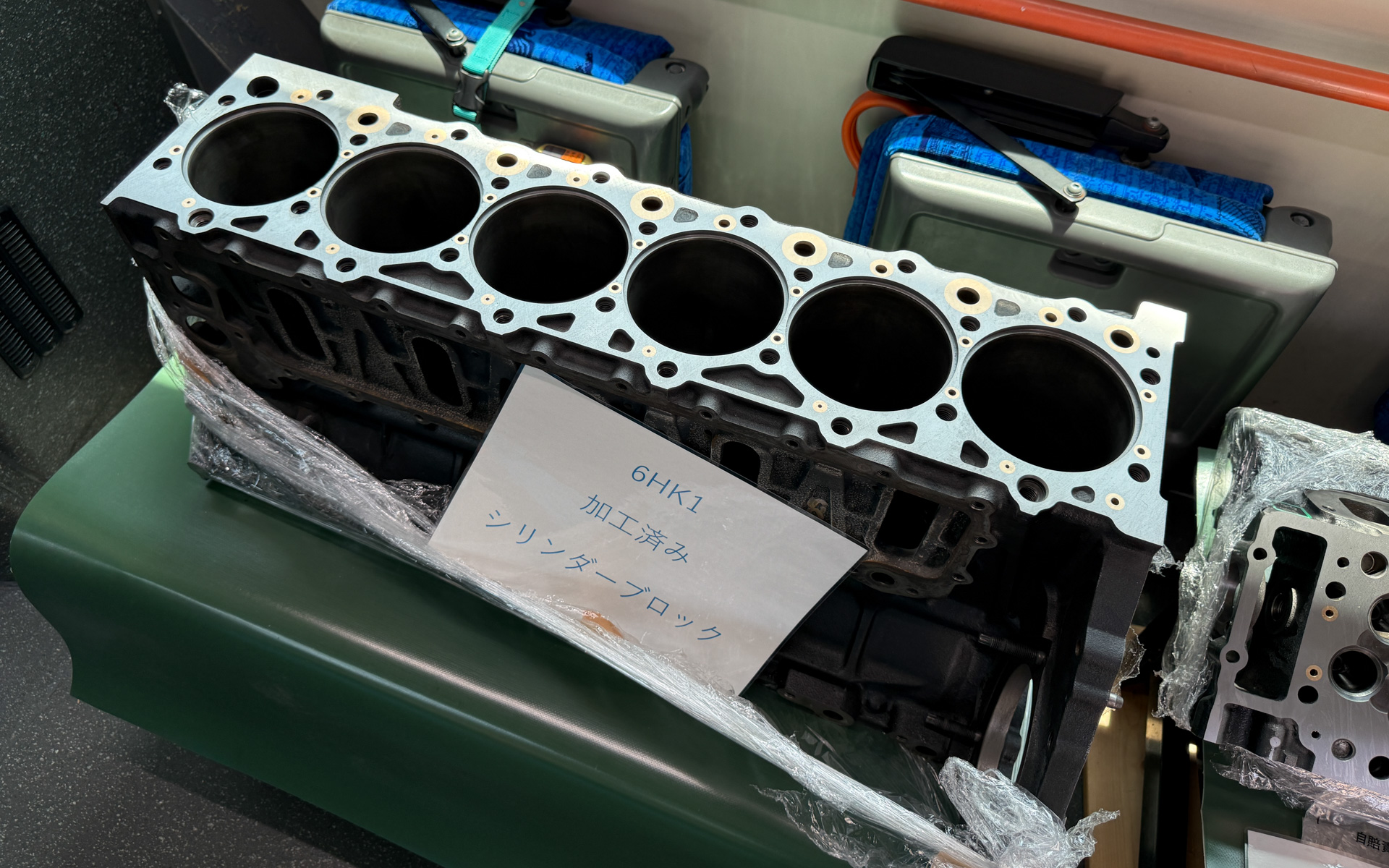 神戸市バスの運行を支える整備体制の取り組みを紹介。メンテナンス事例を紹介していた