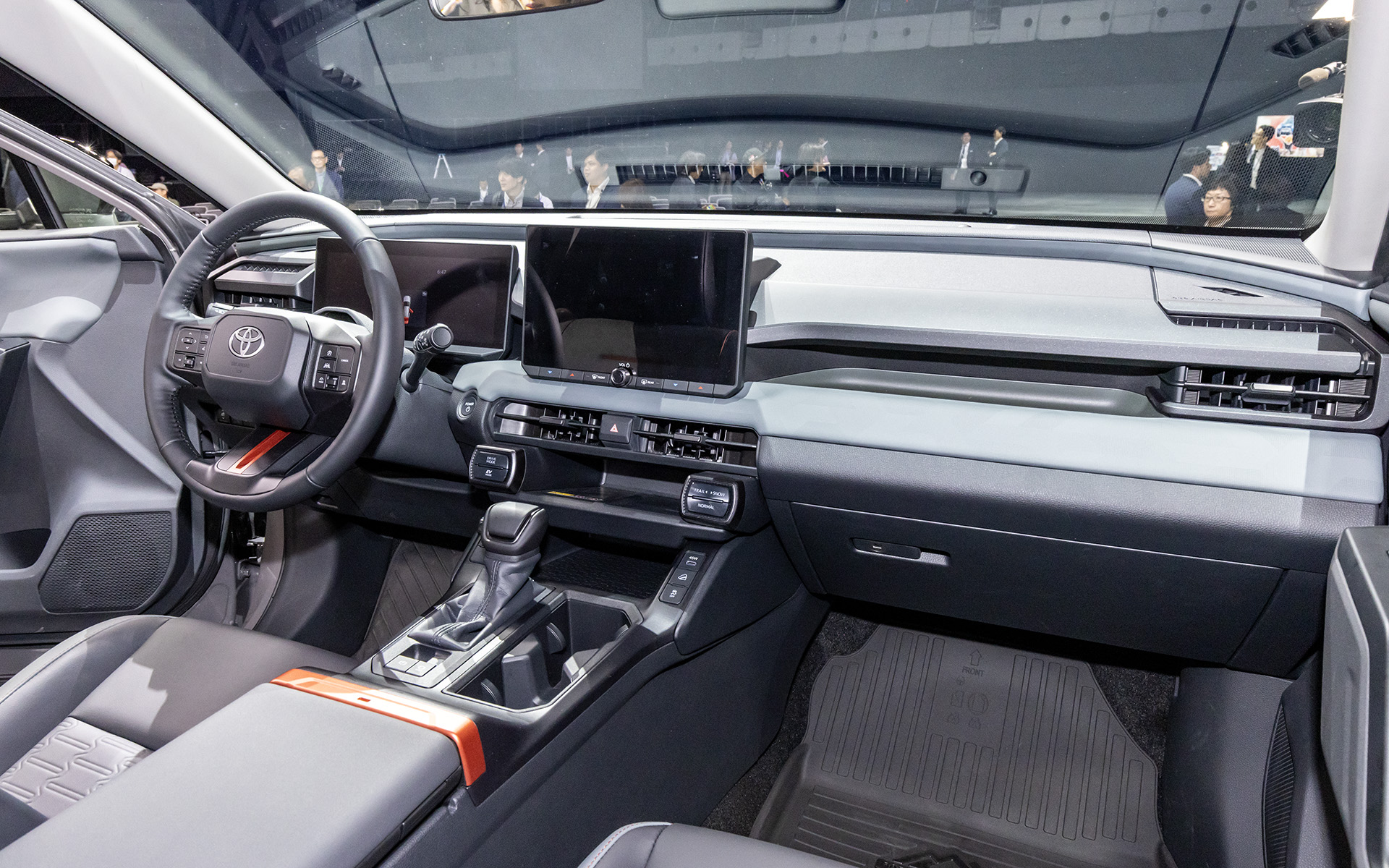 コクピットまわり