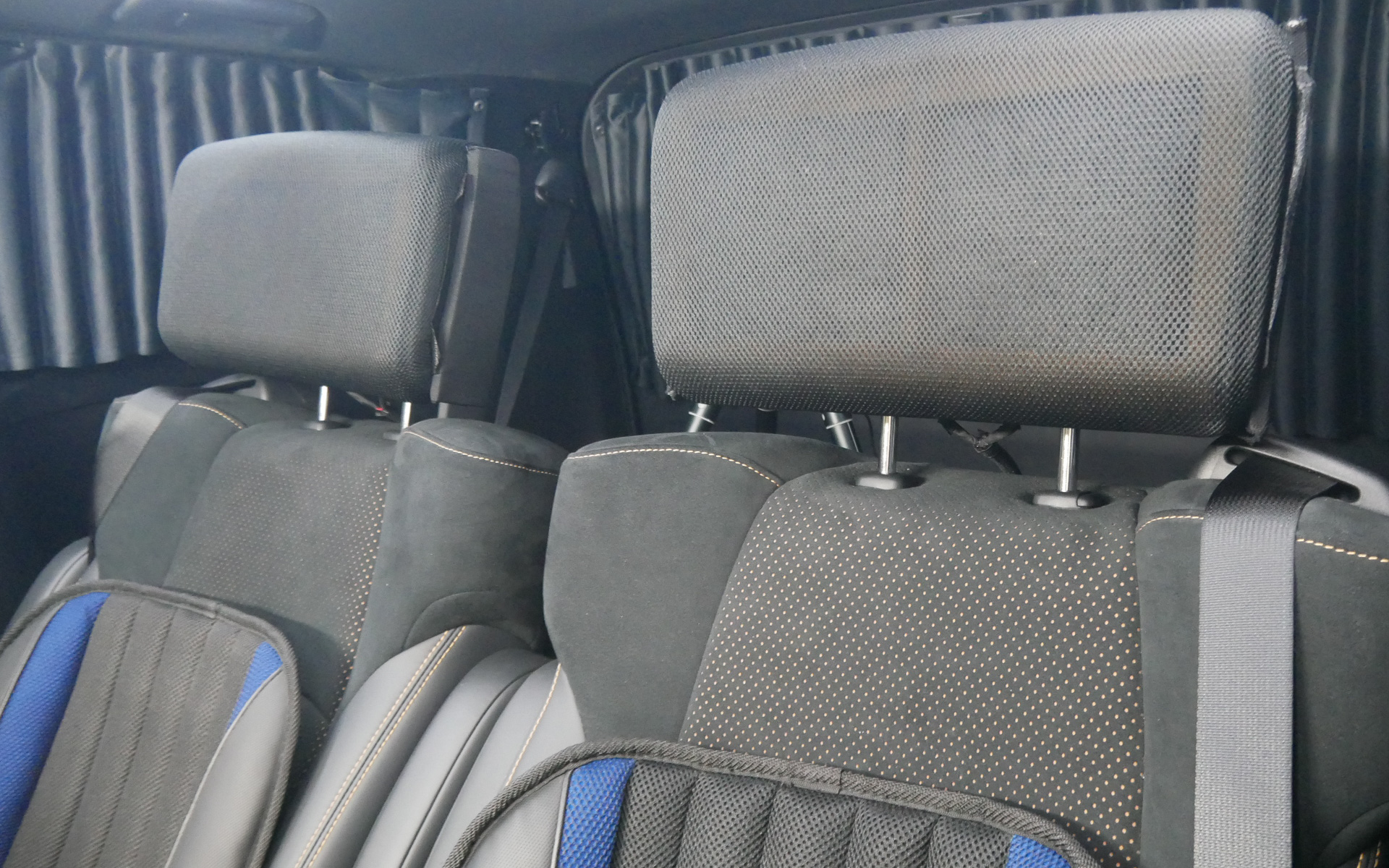 ハイレゾ音響スピーカーはヘッドレストの中にも組み込んでいる