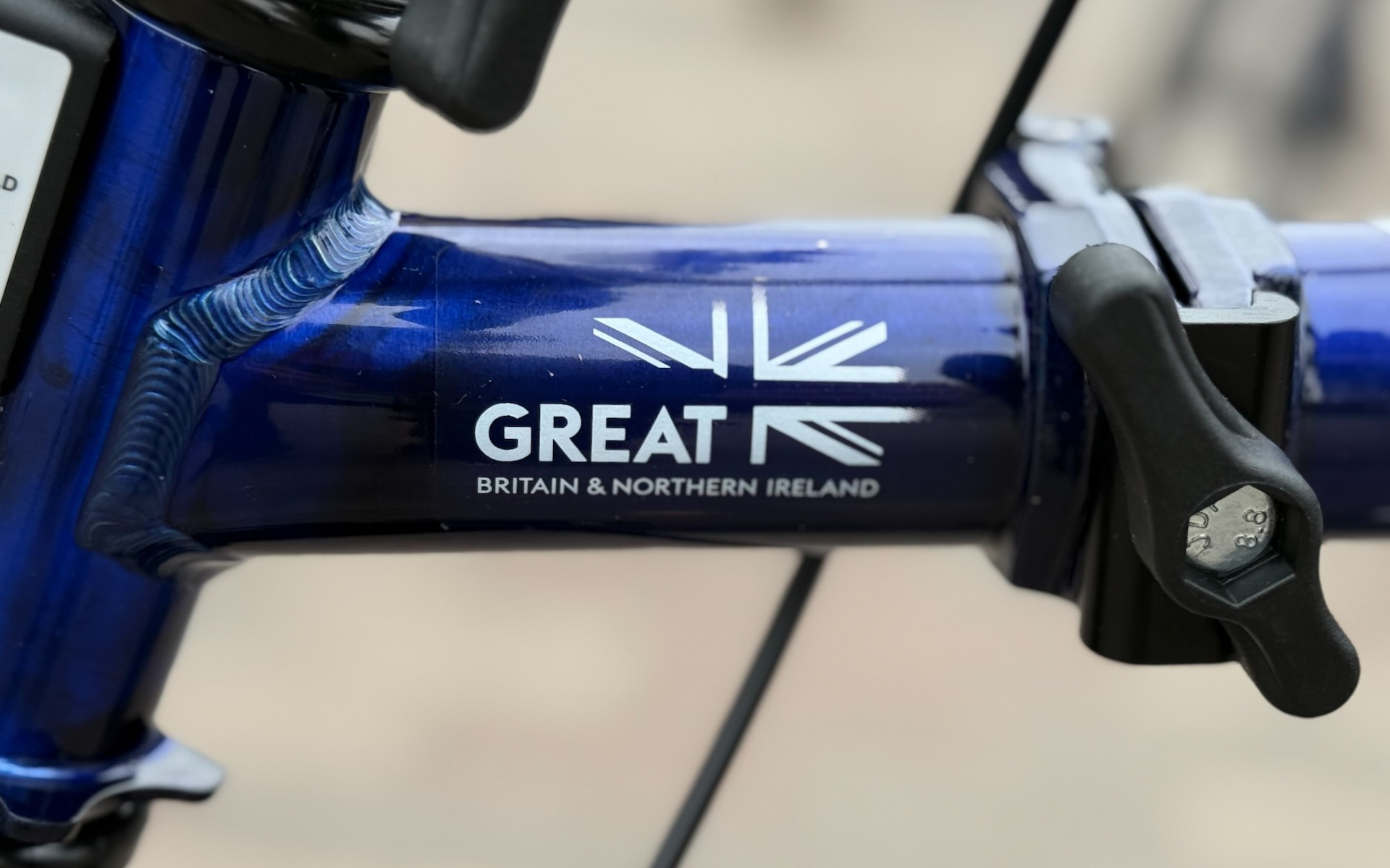 ユニオンジャックが描かれたCライン