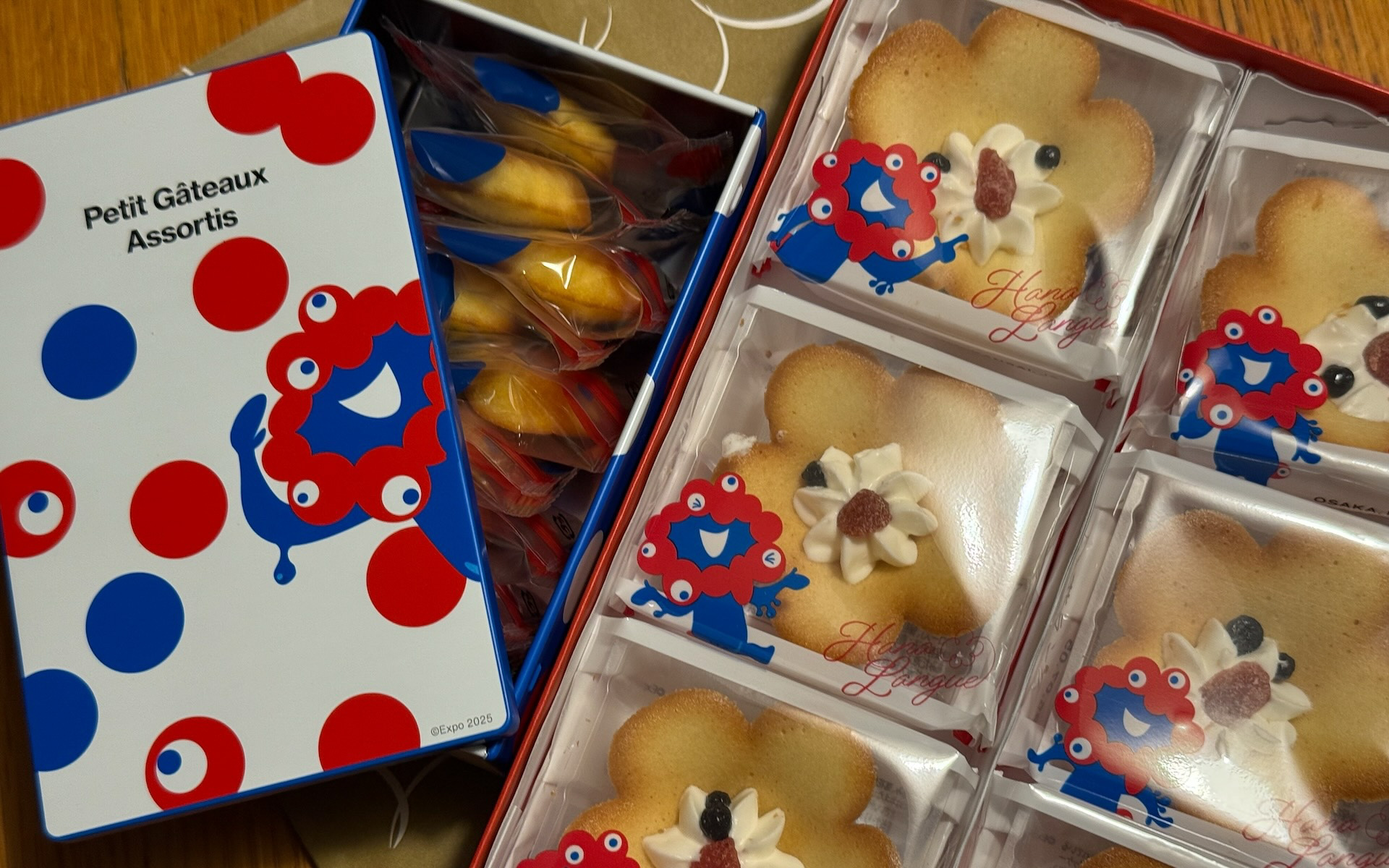 お土産の万博お菓子もなんとかゲットできた