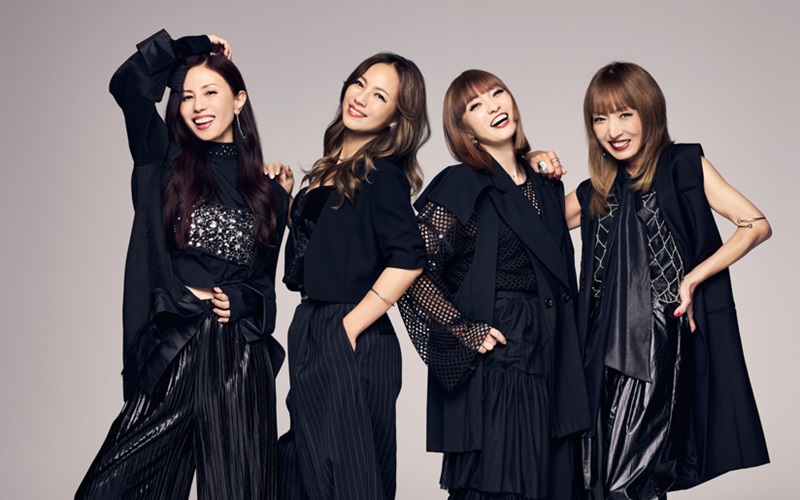 ROOMYのCMに出演するMAXの映像放映をはじめ、等身大パネルも設置される