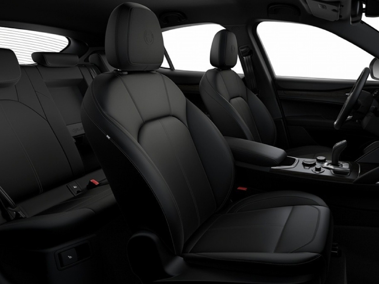 ナチュラルレザーシートおよびハイグレードオーディオシステム（8スピーカー）を搭載