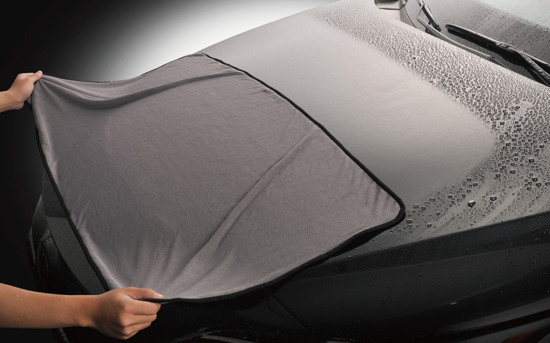 超吸水ゼロタオル（特大）。Amazon販売価格2980円（編集時）。吸水性に優れ、洗車後の水滴を一発で吸収！ サイズ展開も豊富