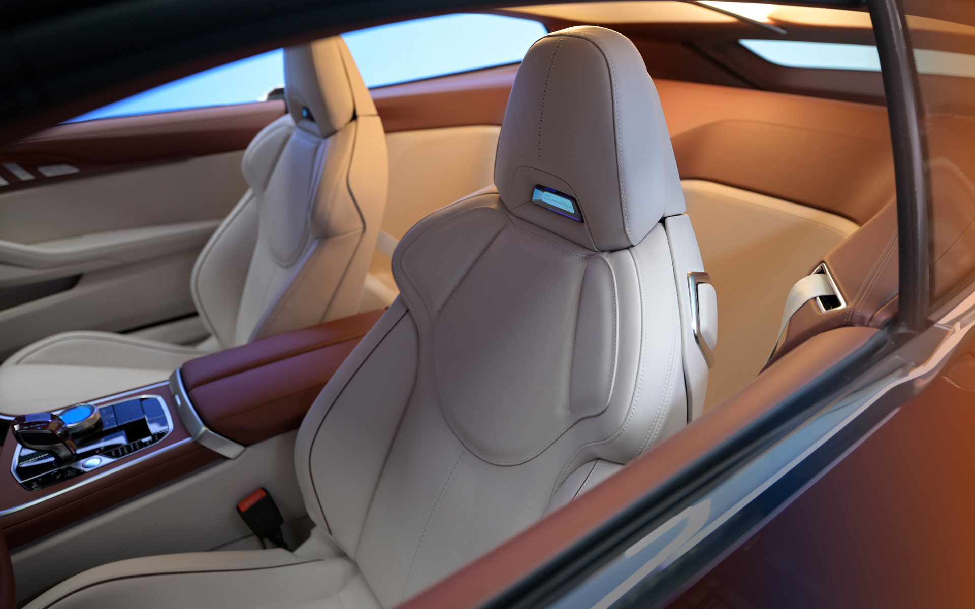 コンセプトモデル「スピードトップ」のインテリア