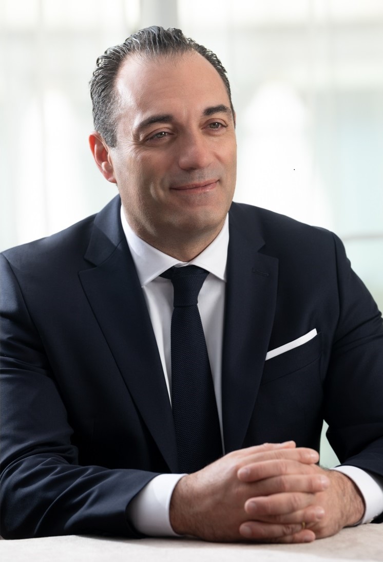 アントニオ・フィローザ氏