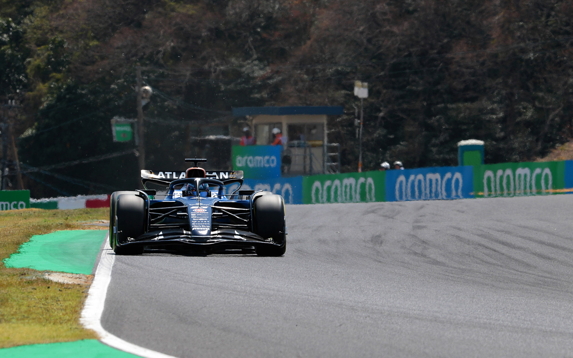 焦点距離300mm、シャッター速度1/500秒で撮影