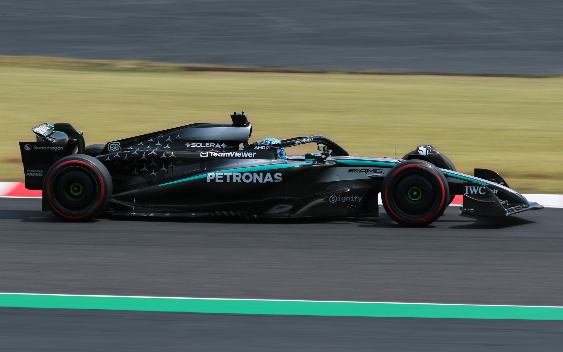 焦点距離158mm、シャッター速度1/125秒で撮影。背景が面白くない