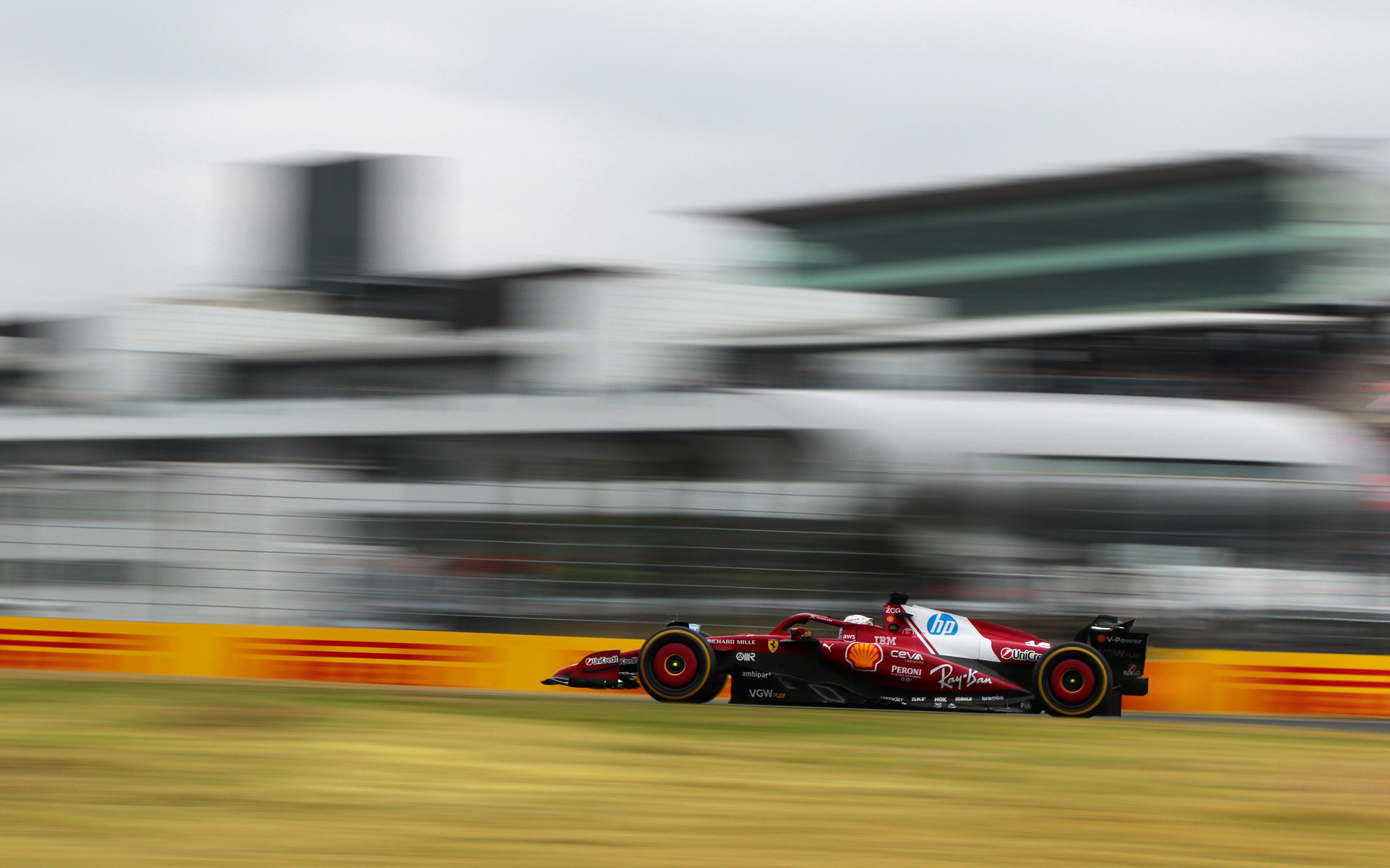 焦点距離75mm、シャッター速度1/60秒で撮影