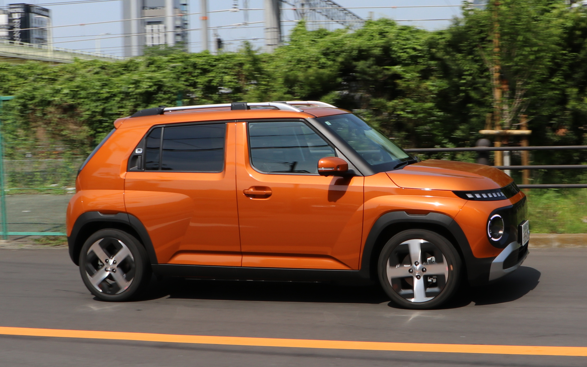 バカッ速ではないが現実的に使うには十分すぎる性能だ