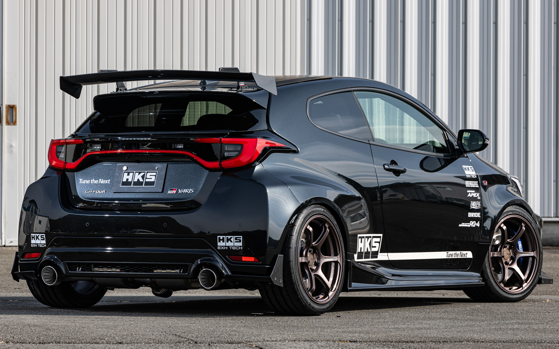 HKS「BODY KIT TYPE-S GR YARIS Gen2」装着イメージリアビュー