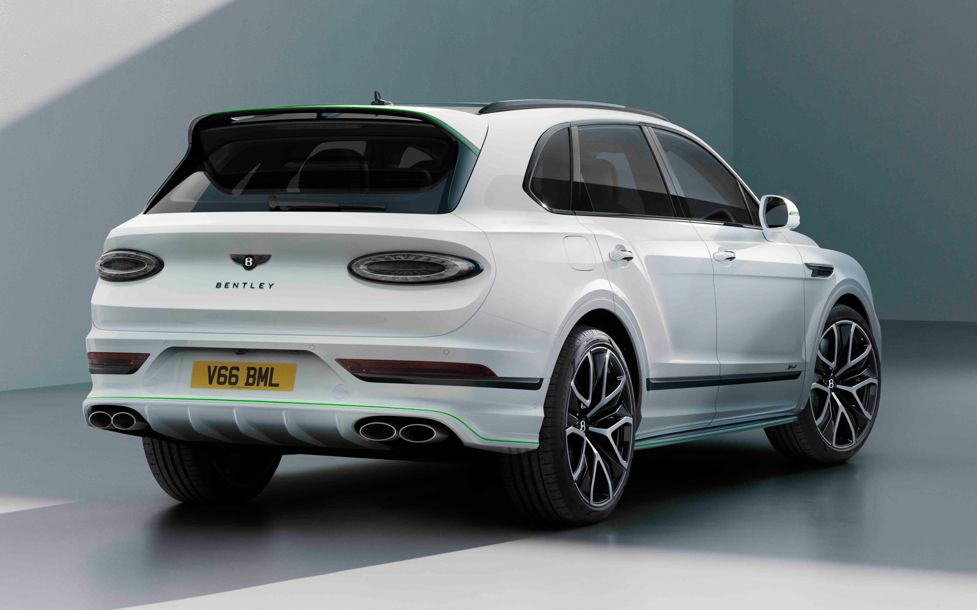 新型ベンテイガ スピード