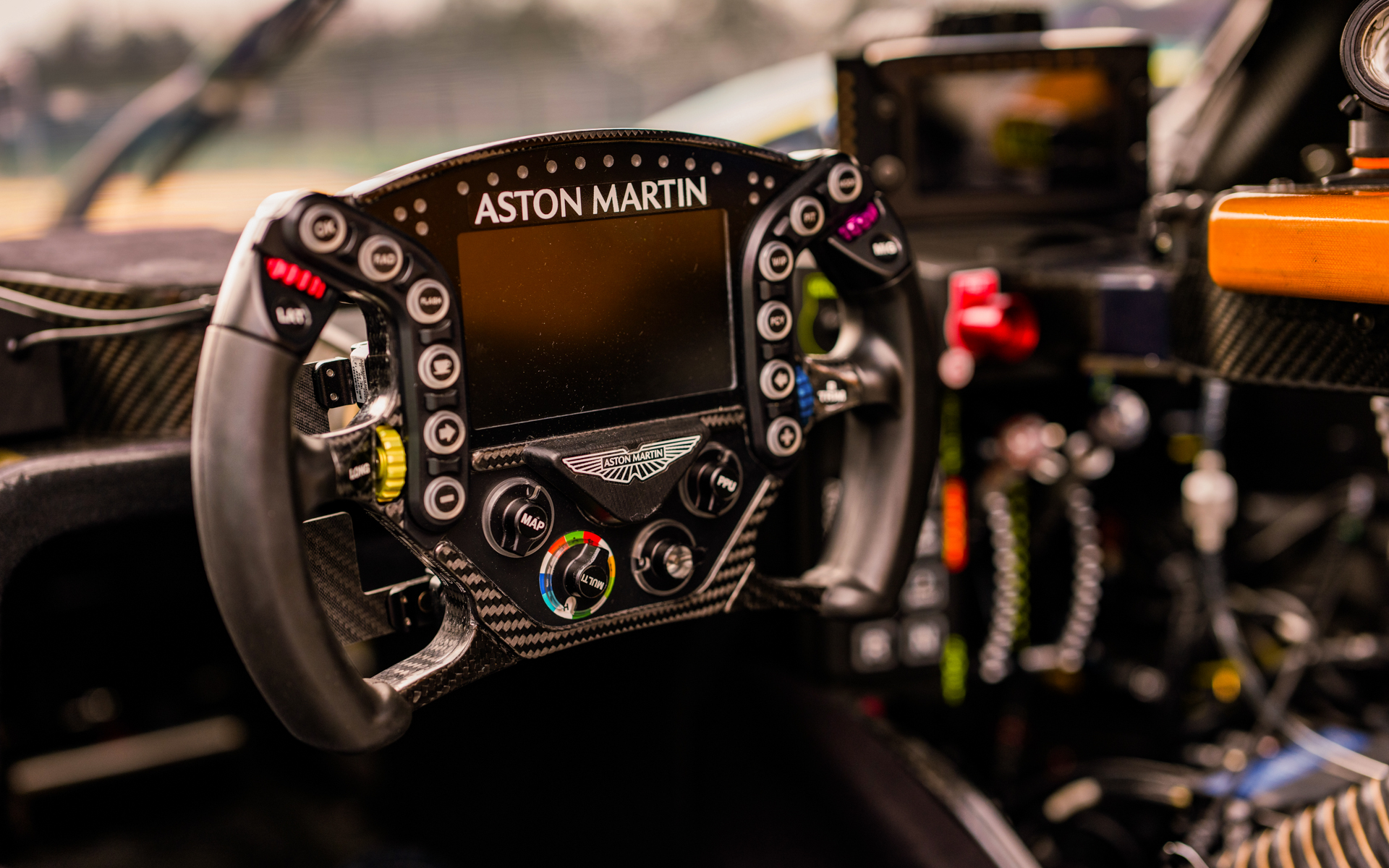 新型「ヴァルキリーLM」のコクピット