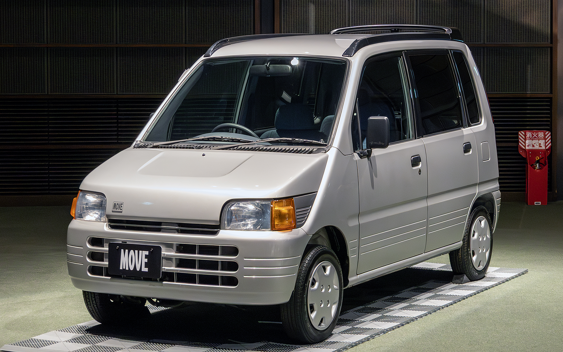 1995年に発売された初代ムーヴ