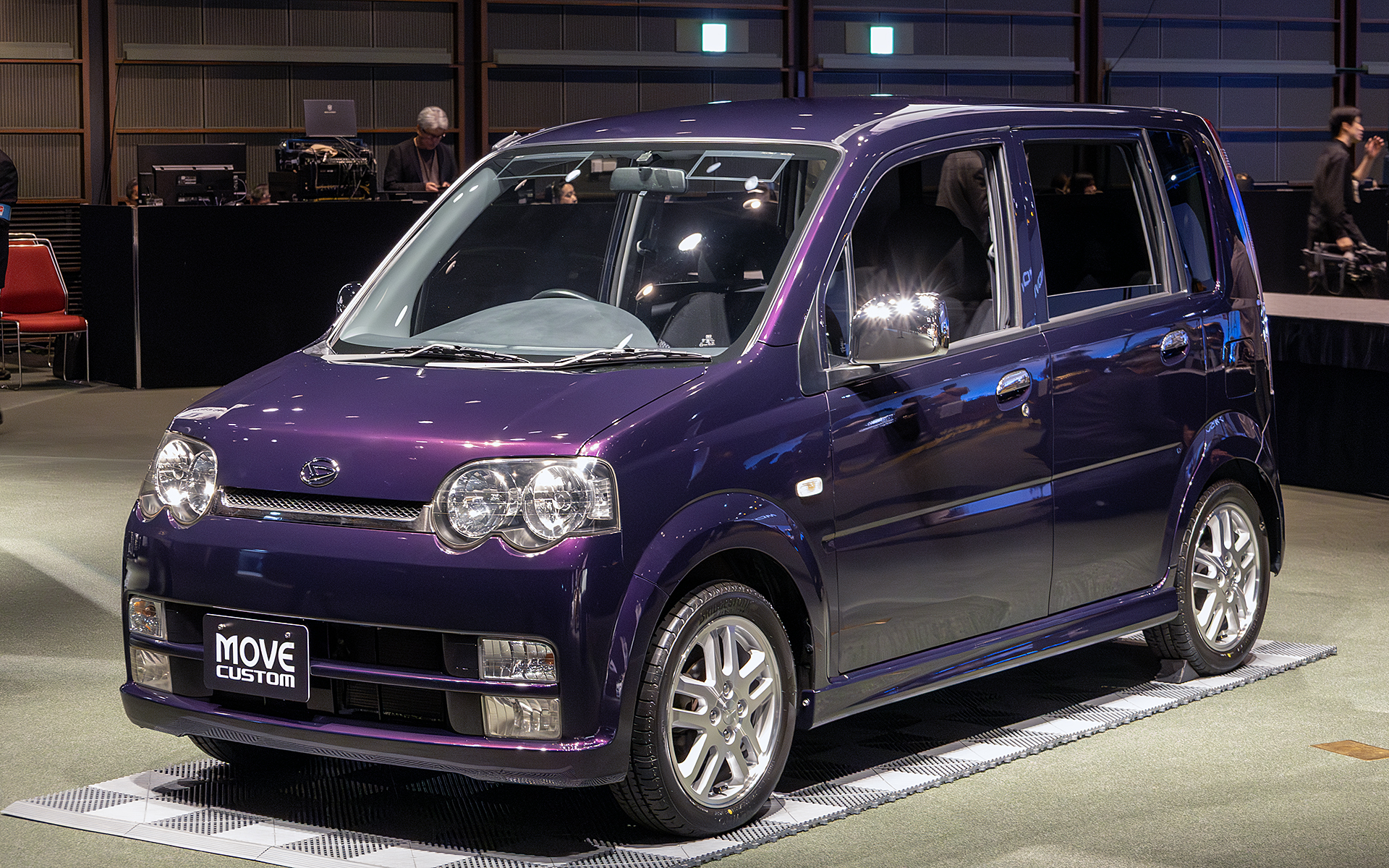 2002年に発売された3代目ムーヴ