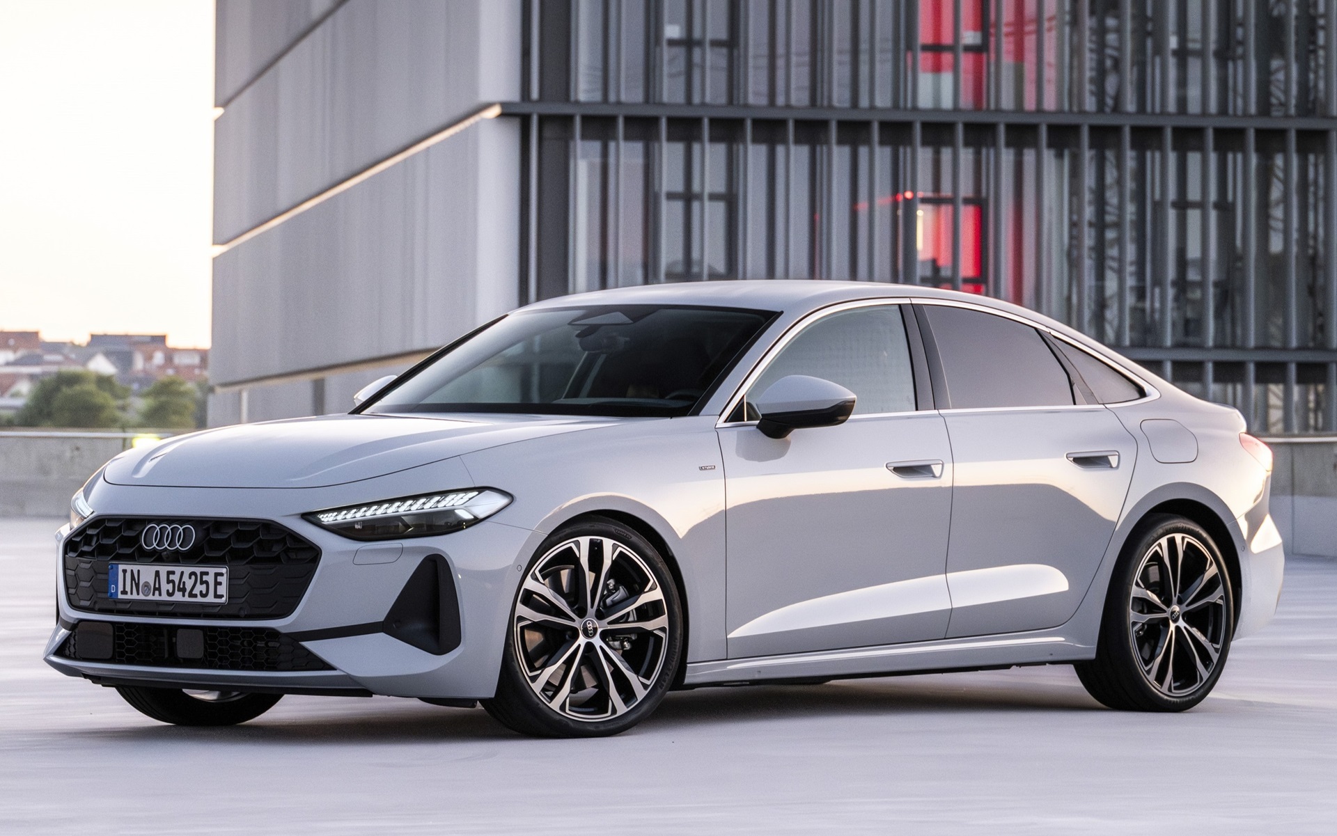 アウディの新型「A5」