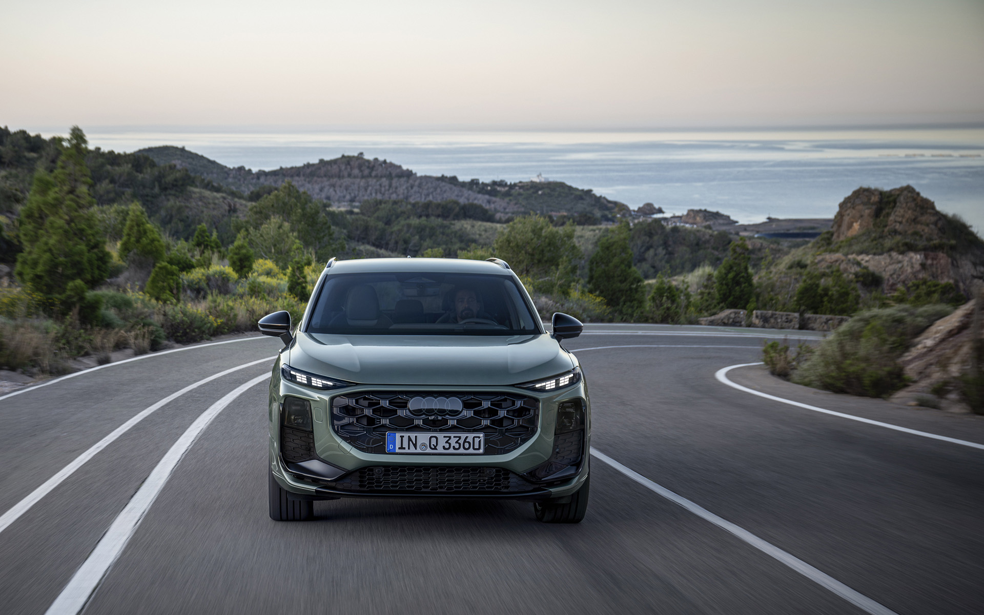 第3世代となる新型「Q3」