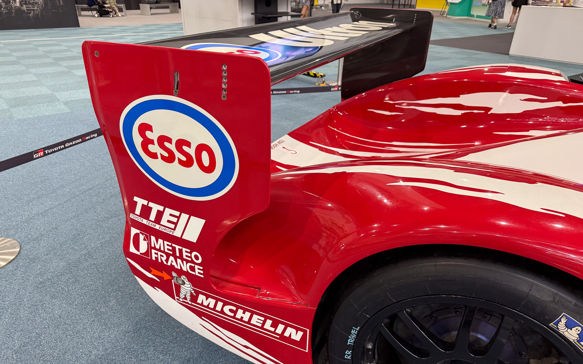 リアは絞り込まれている