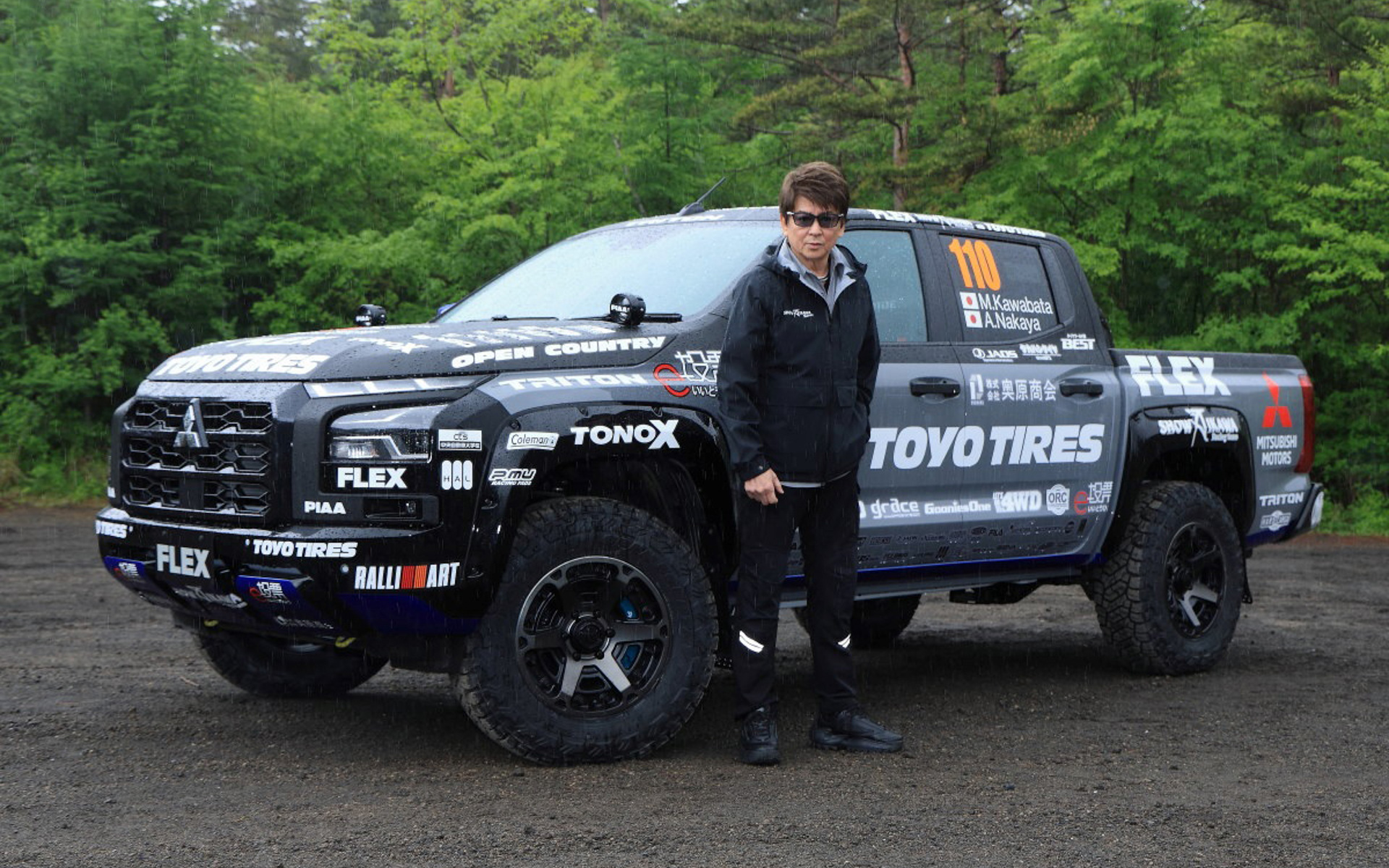 「FLEX SHOW AIKAWA Racing with TOYO TIRES」哀川翔総監督、参戦車両